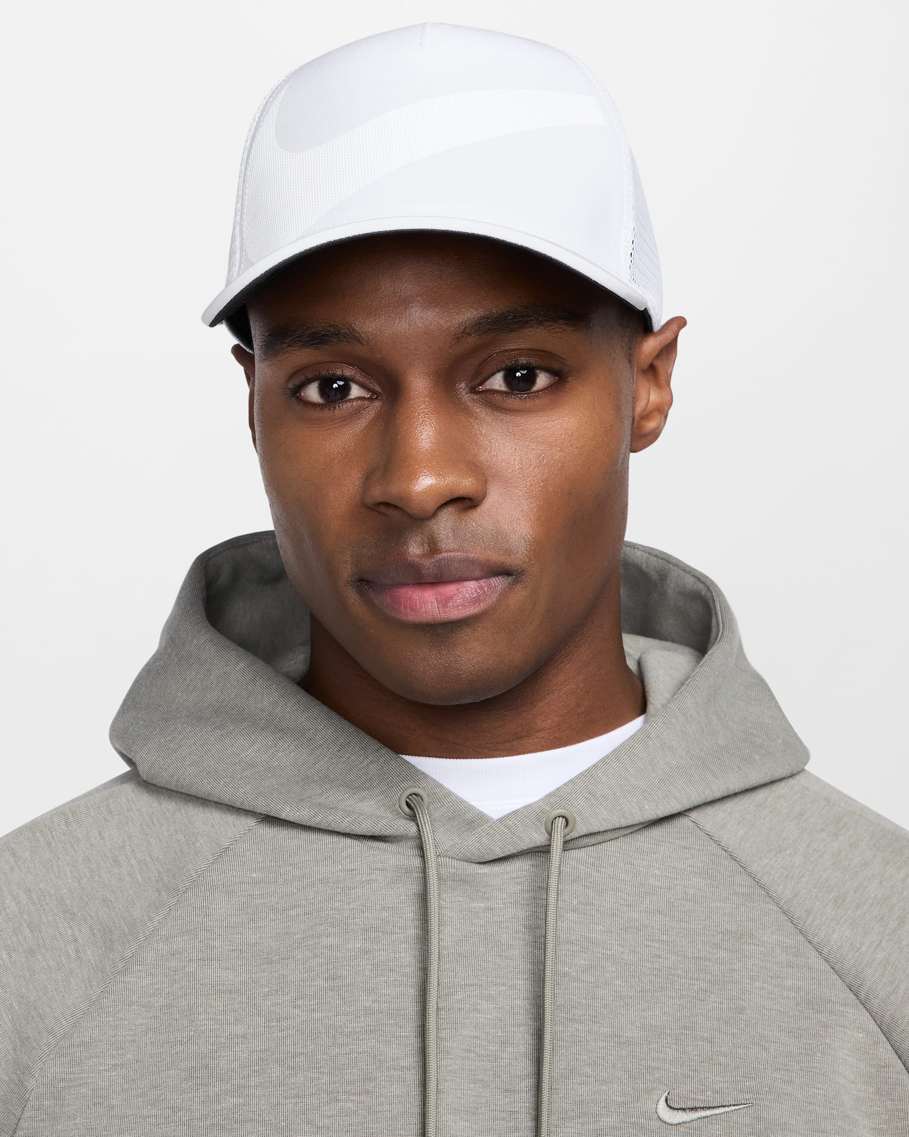 Nike Rise Dri-FIT Trucker Cap - White