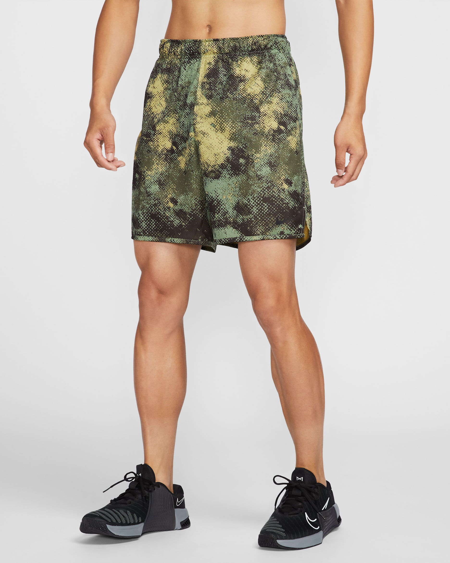 Nike Totality Camo Men's 18cm (approx.) Dri-FIT Unlined Fitness Shorts - Oil Green/Black/Medium Olive/Black