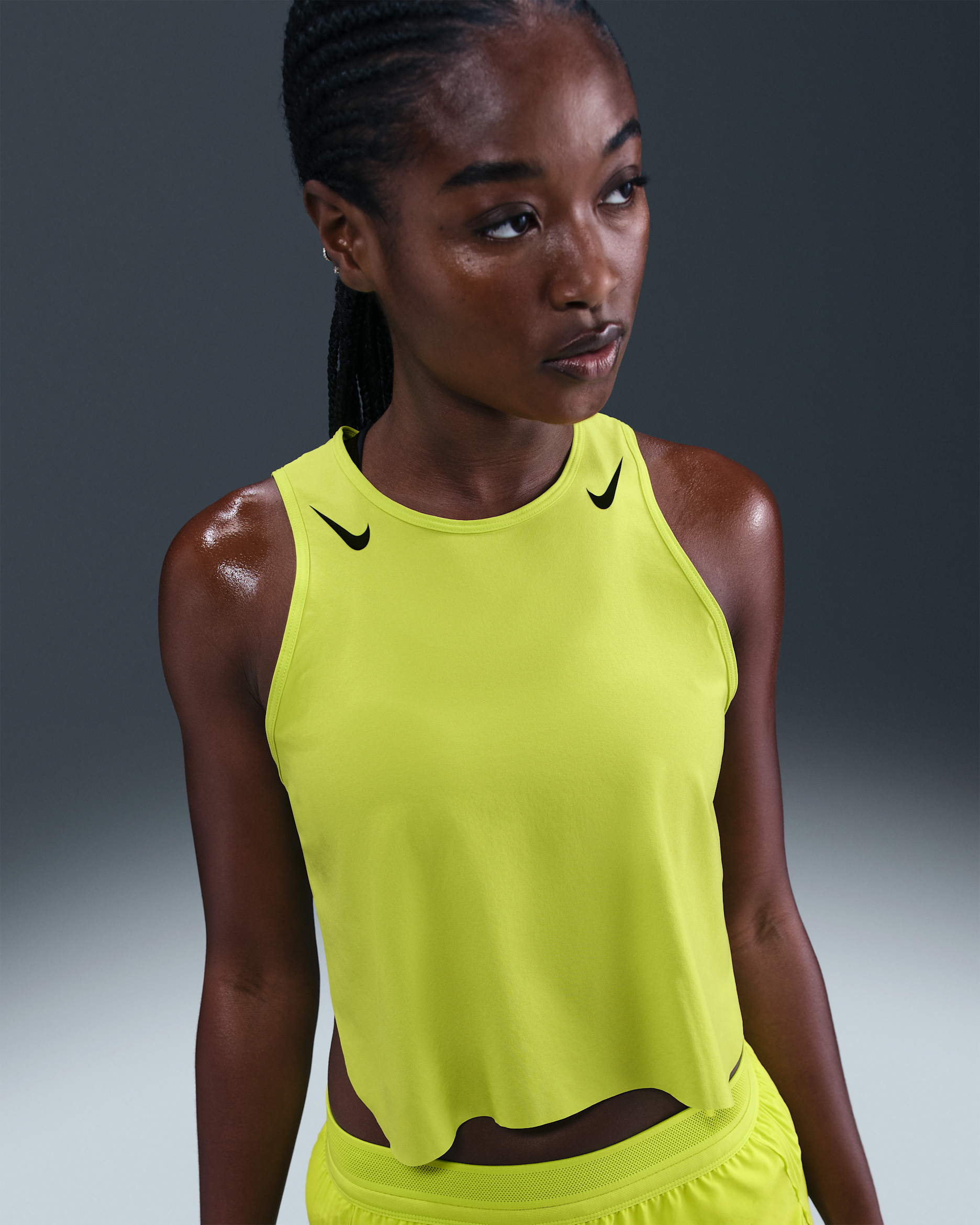 Dámské zkrácené běžecké tílko Dri-FIT ADV Nike AeroSwift - Cyber/Černá