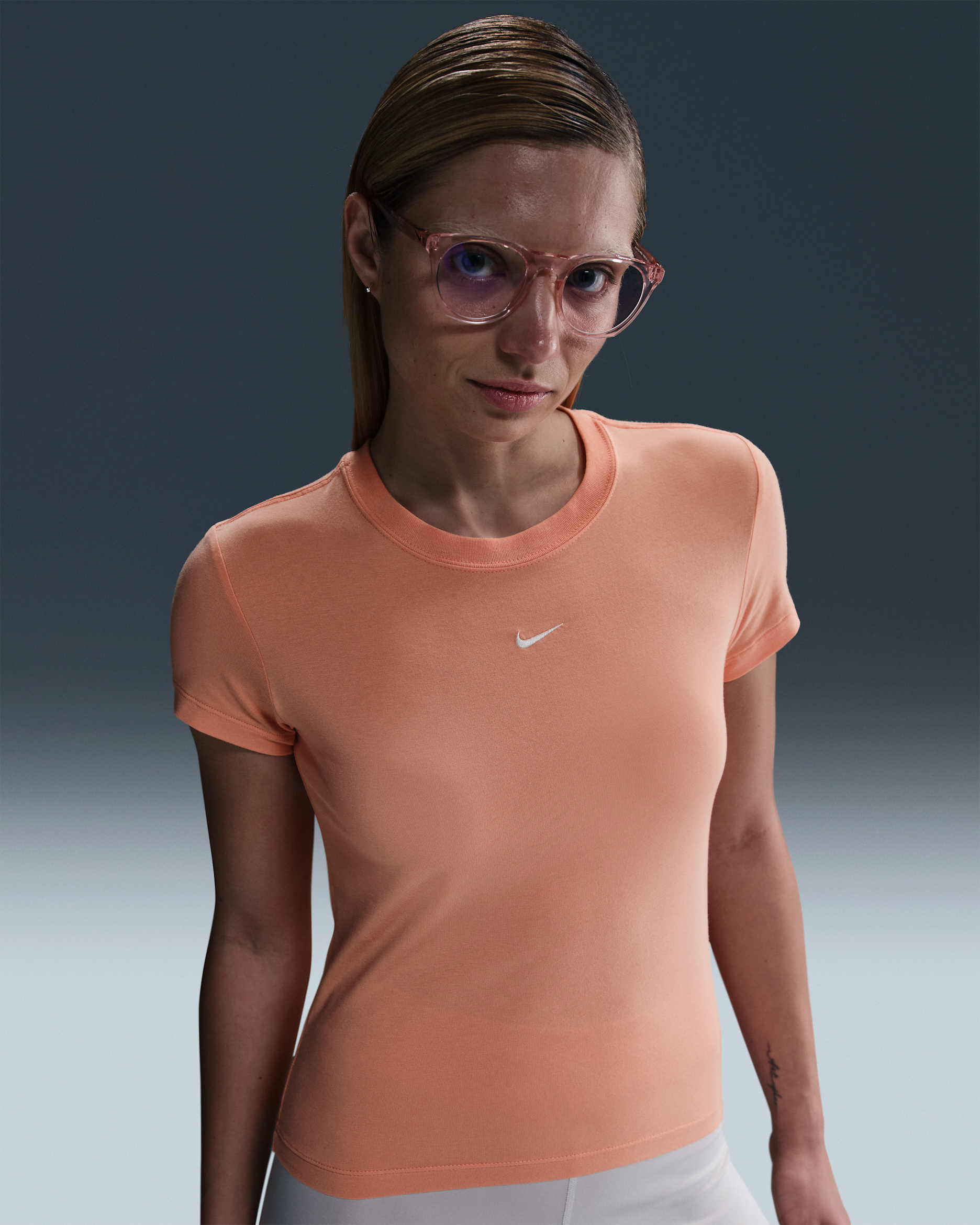 나이키 스포츠웨어 칠 니트 여성 티셔츠 - 애프리캇 아게이트/세일