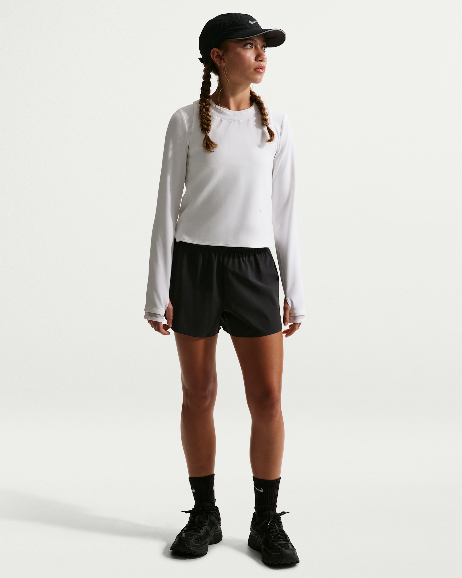 Nike MAVN Girls' Dri-FIT 7.5cm (approx.) Mid-Rise Repel Running Shorts - Black/Black/Black