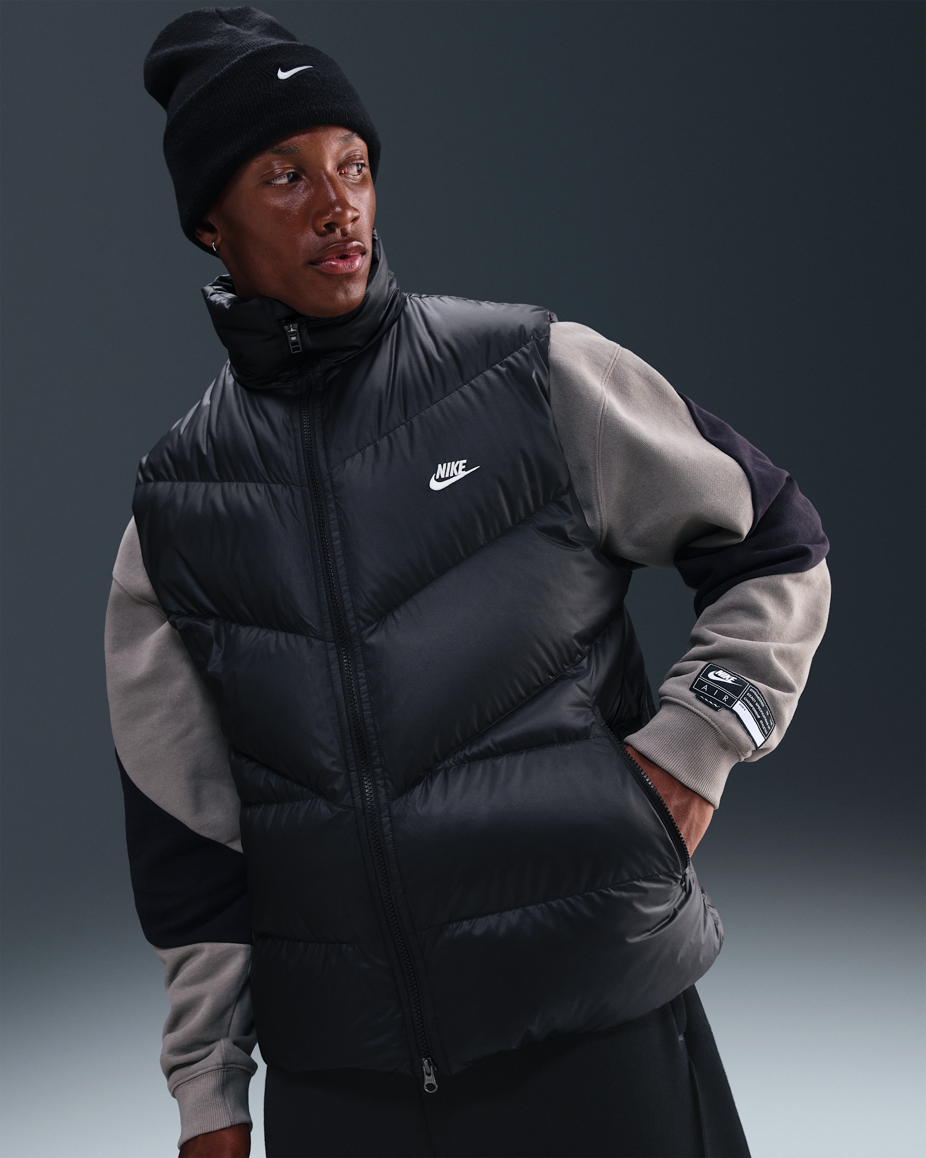 Nike Windrunner Men's Statement Down Gilet - Black/Black/White