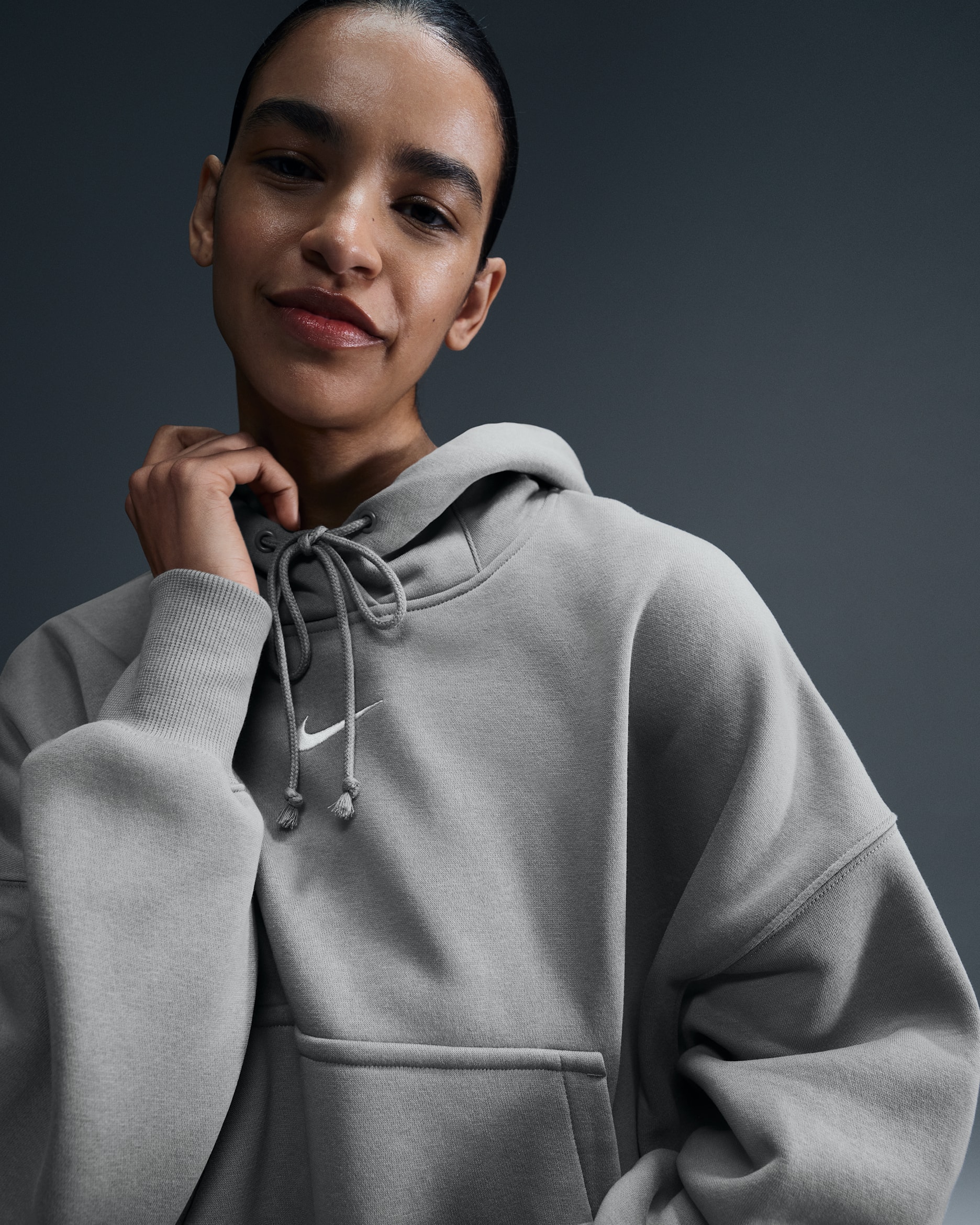 Sudadera con gorro sin cierre de tejido Fleece over-oversized para mujer Nike Sportswear Phoenix - Militar claro/Vela