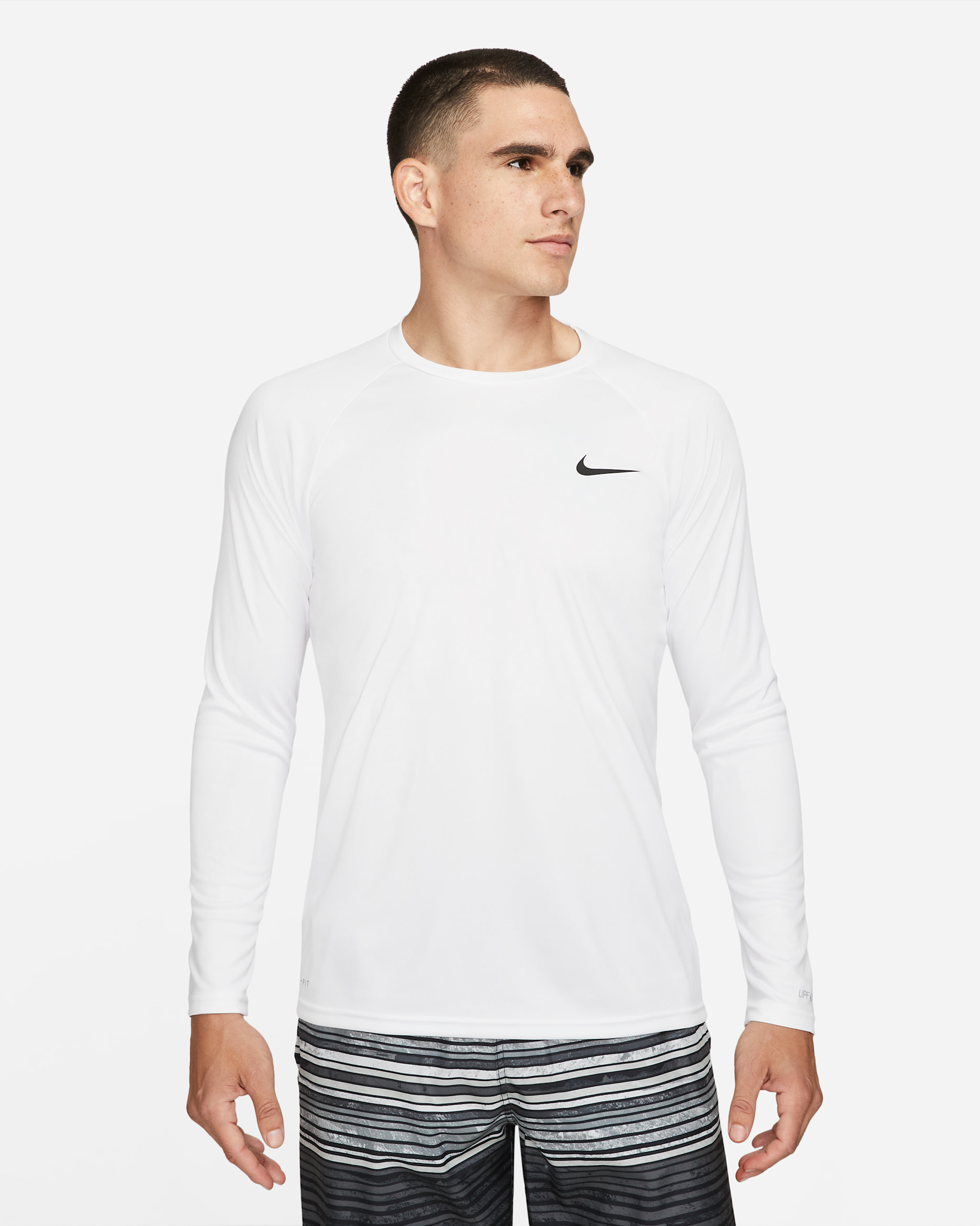 Playera de manga larga Dri-FIT con protección contra los rayos UV para hombre Nike Swim Hydroguard Essential - Blanco