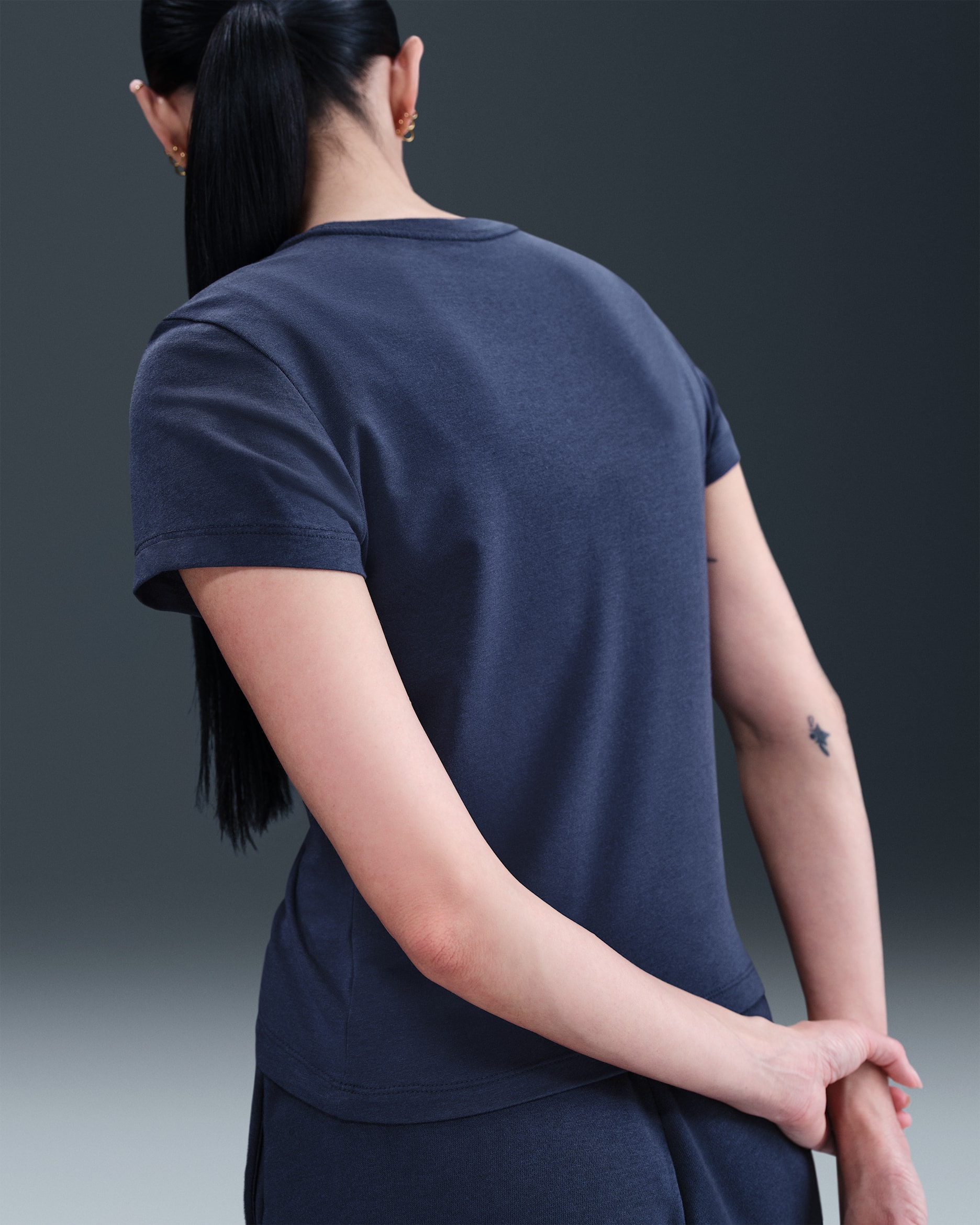 Nike Sportswear Chill Knit Women's T-Shirt
