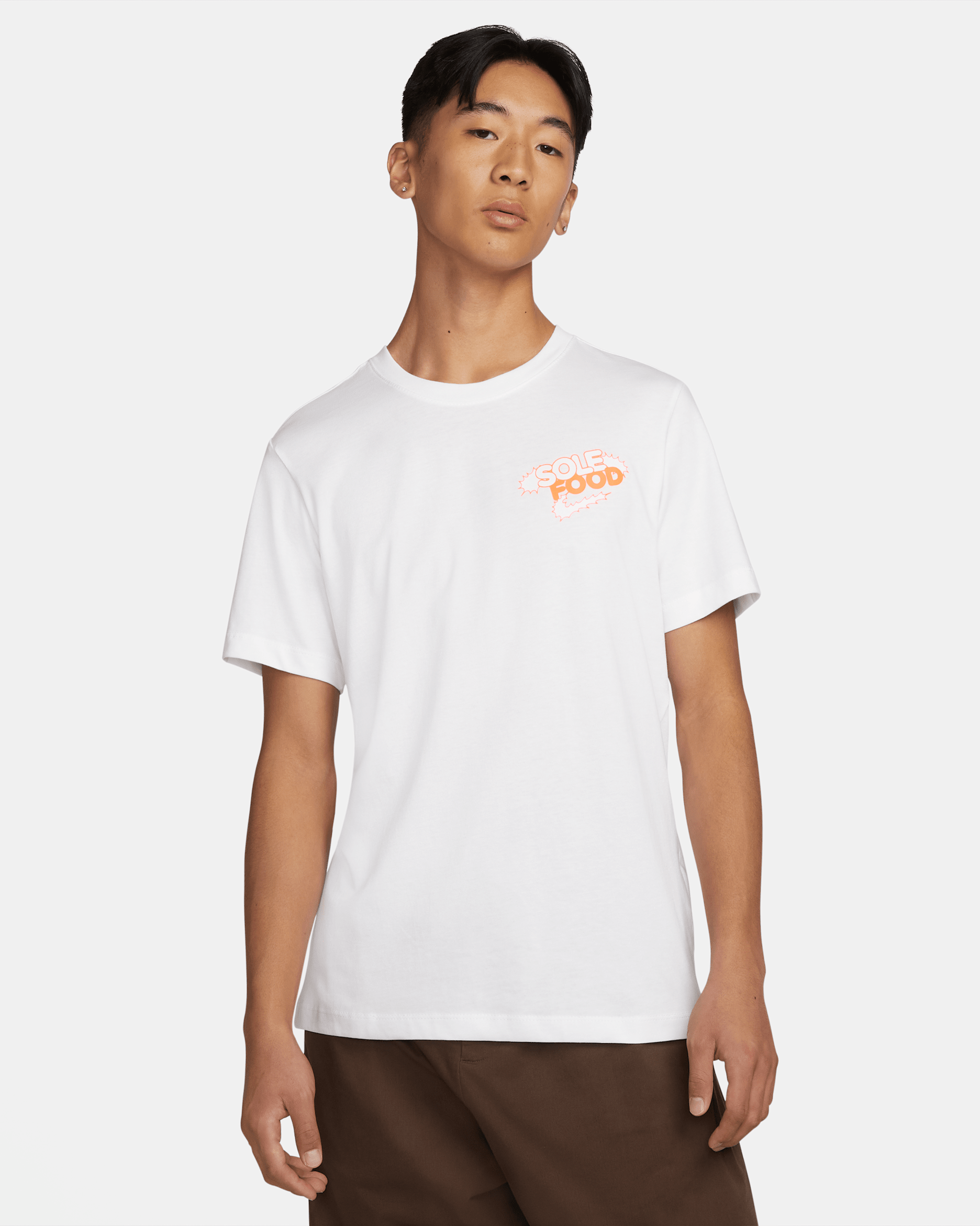 เสื้อยืดผู้ชาย Nike Sportswear - ขาว