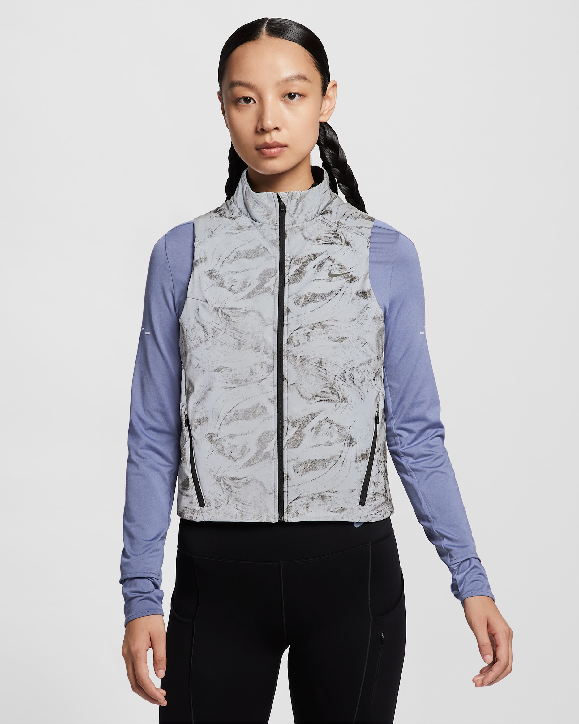 Nike Swift Women's Therma-FIT ADV Reflective Running Vest - Vast Grey/Black