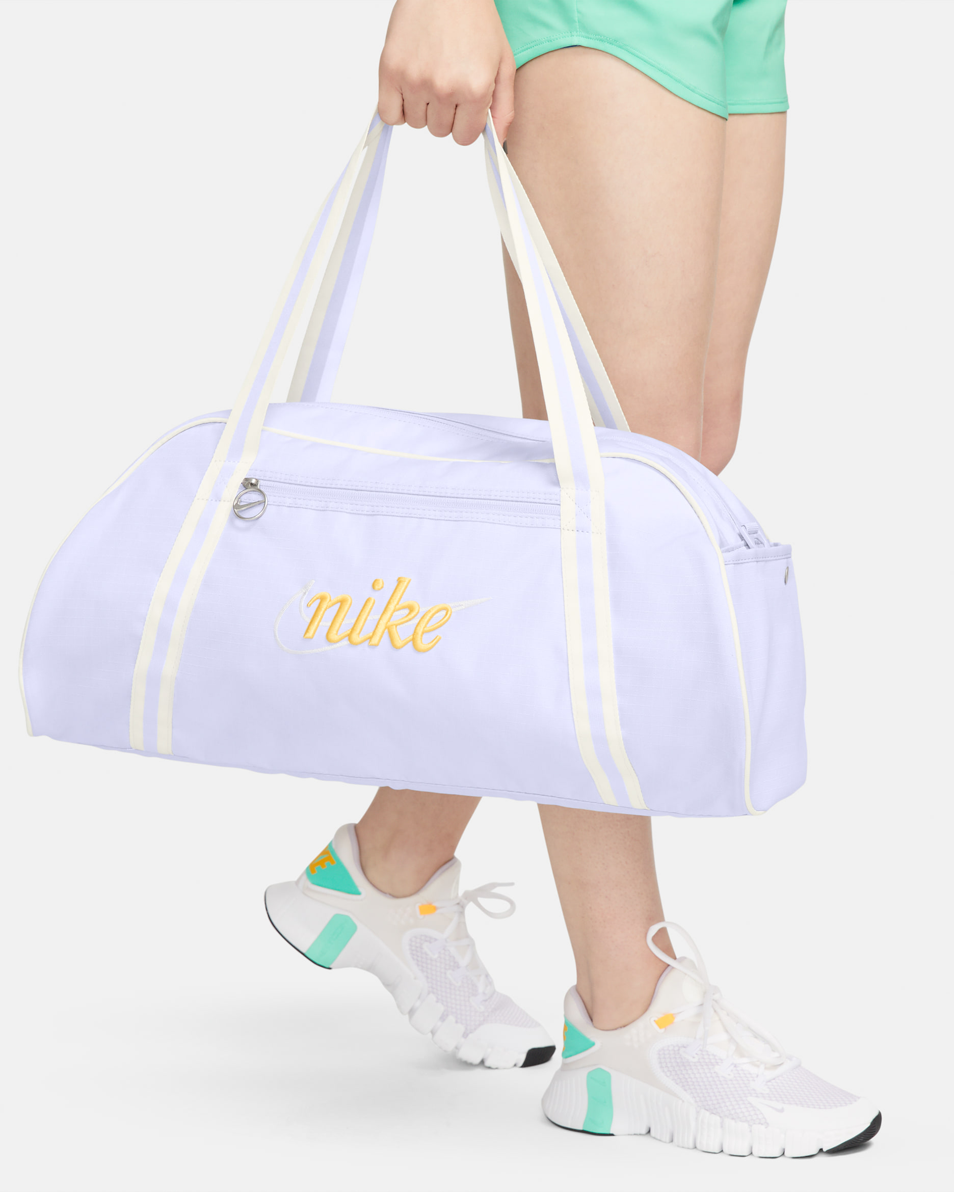 Nike Gym Club Training Bag (24L) - Oxygen Purple/Sail/Topaz Gold