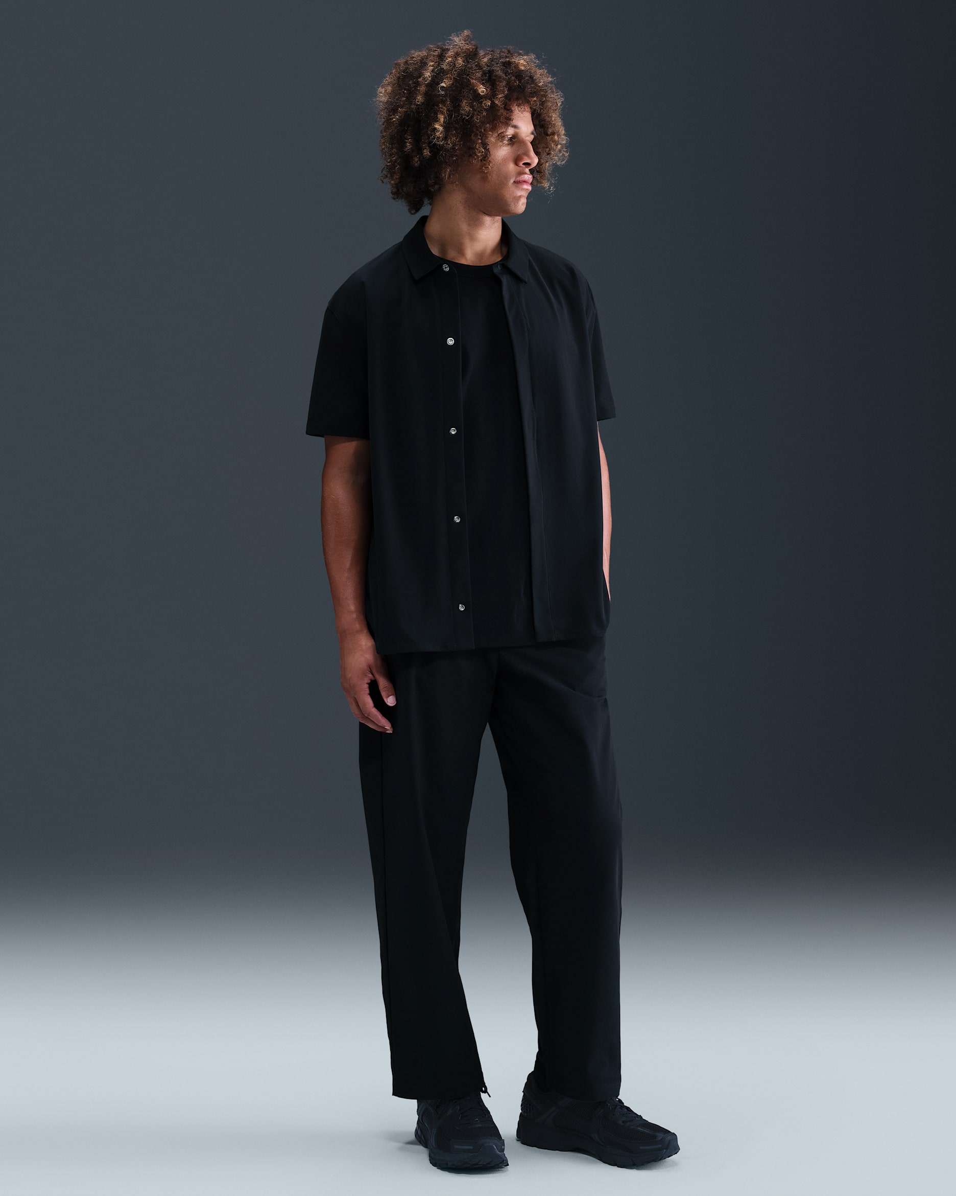 Nike 24.7 PerfectStretch Men's Dri-FIT Loose-Fit Chino Trousers - Black/Dark Smoke Grey