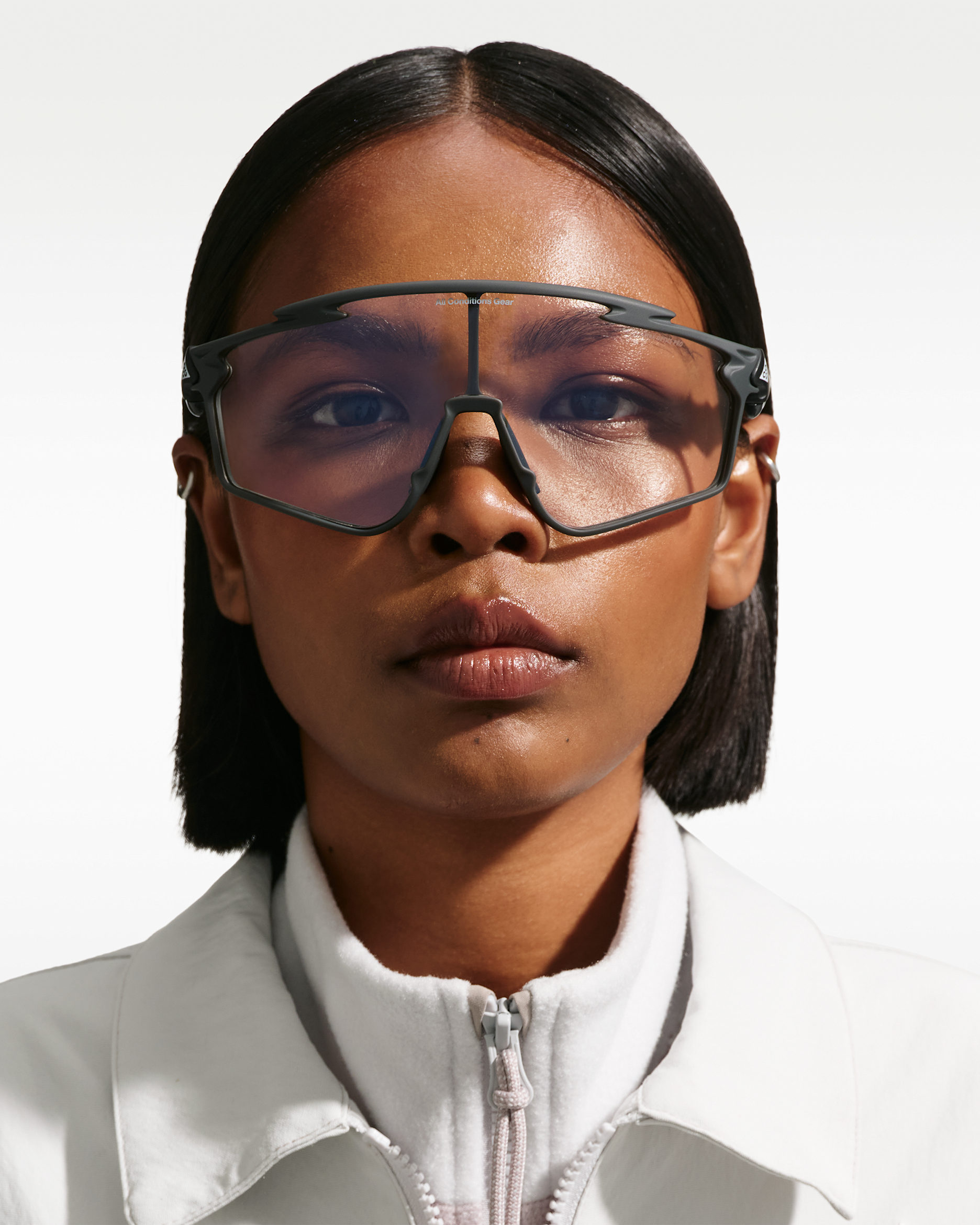 Nike ACG Vista Vert Photochromic Sunglasses - Anthracite/Wolf Grey