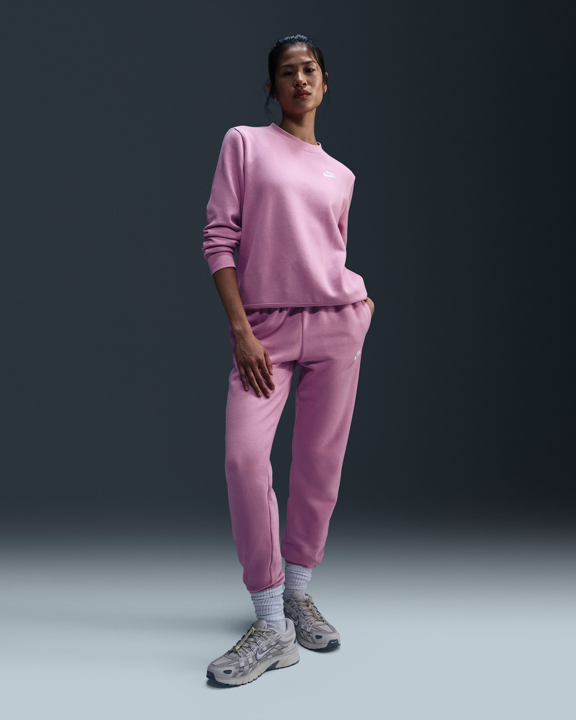 Nike Sportswear Club Fleece Women's Mid-Rise Joggers - Beyond Pink/White