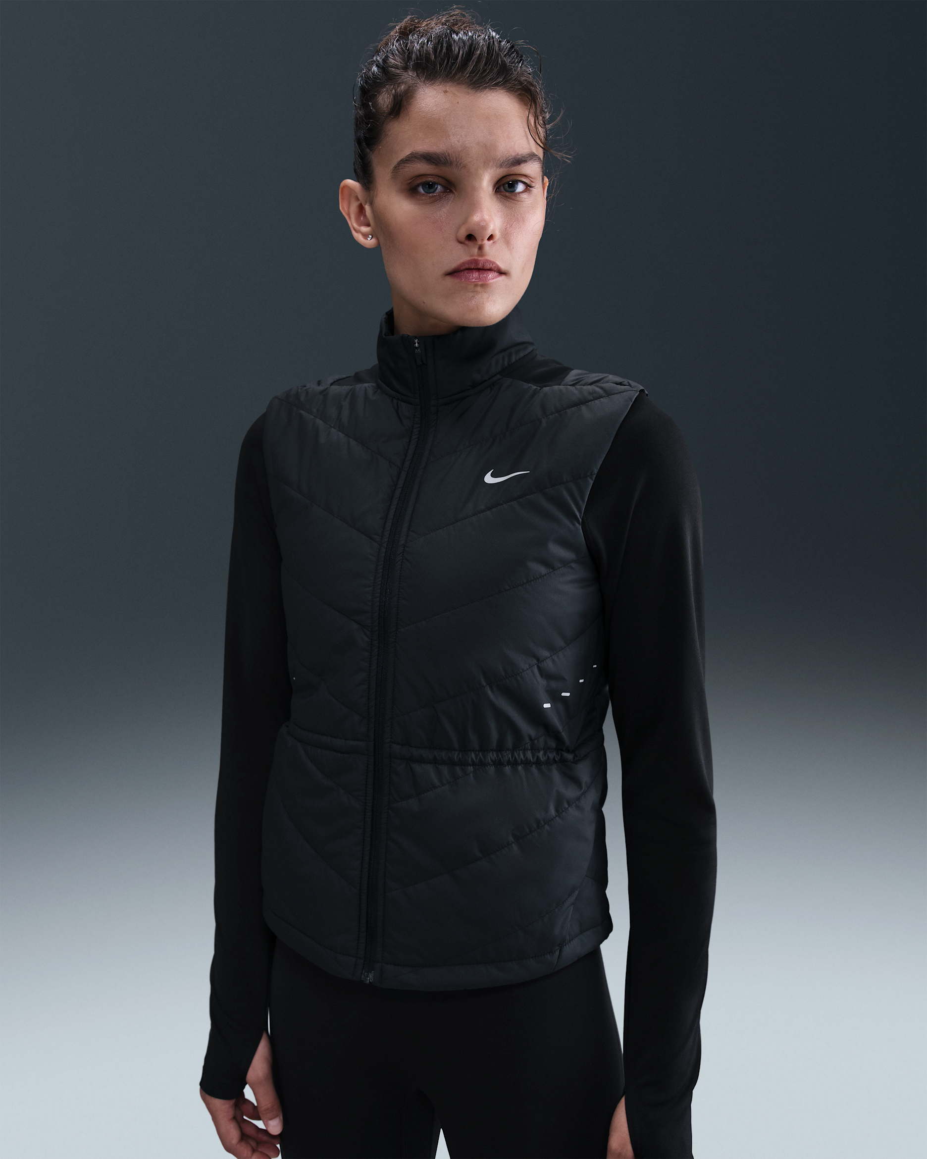 Chaleco de correr Therma-FIT para mujer Nike Swift - Negro
