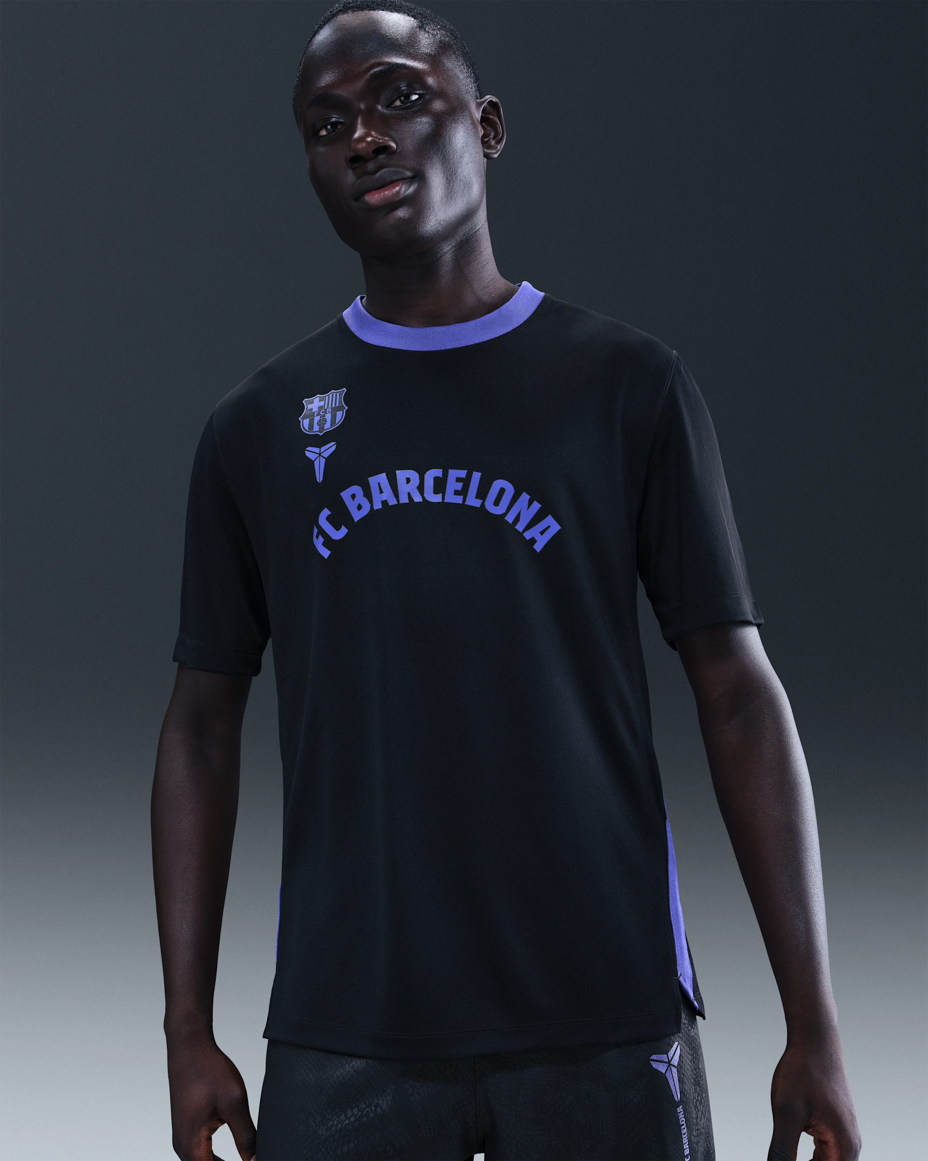 Kortærmet FCB shooting-shirt til mænd - sort/Persian Violet