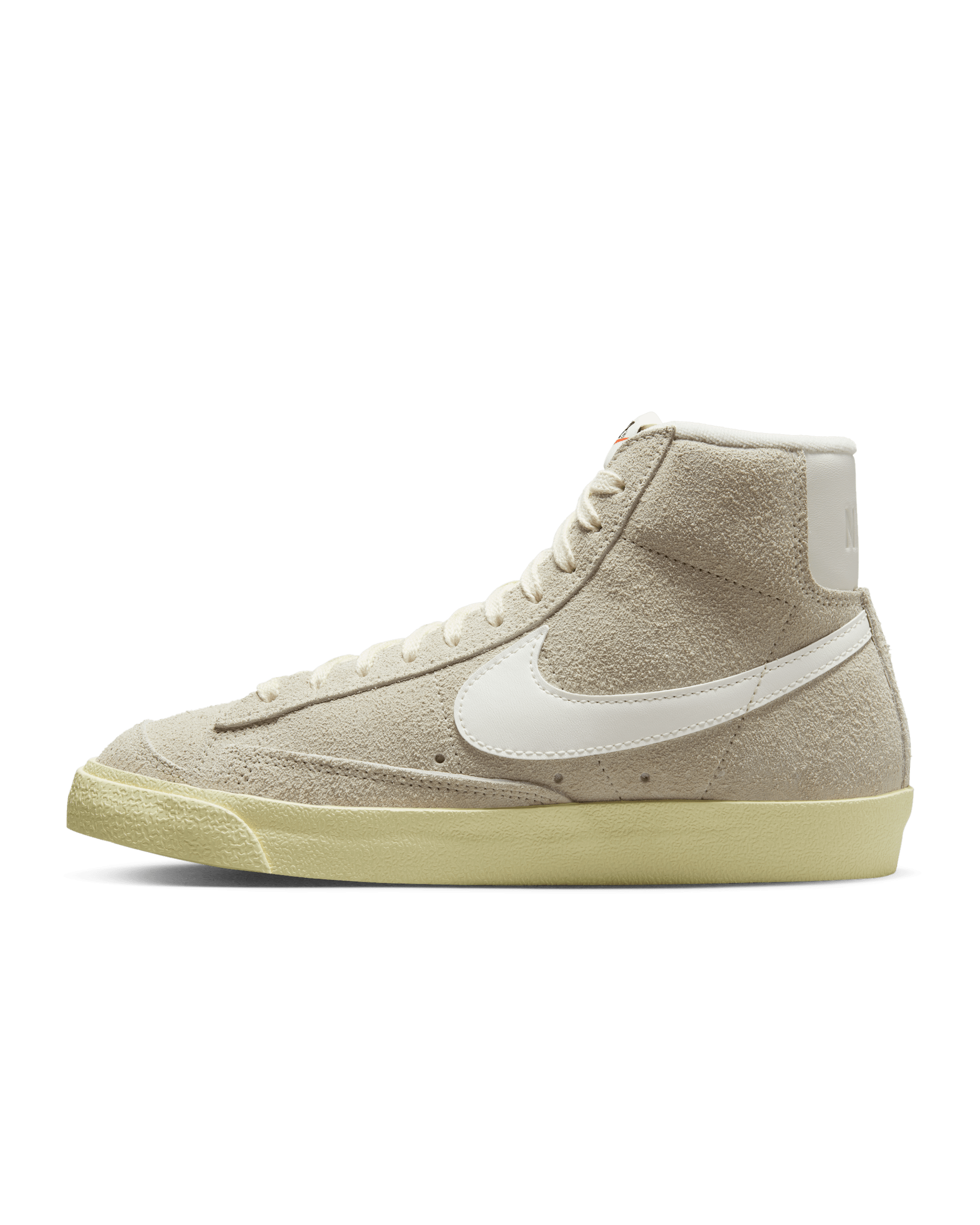 Nike Blazer Mid '77 Vintage Women's Shoe - Light Bone/Alabaster/Black/Sail