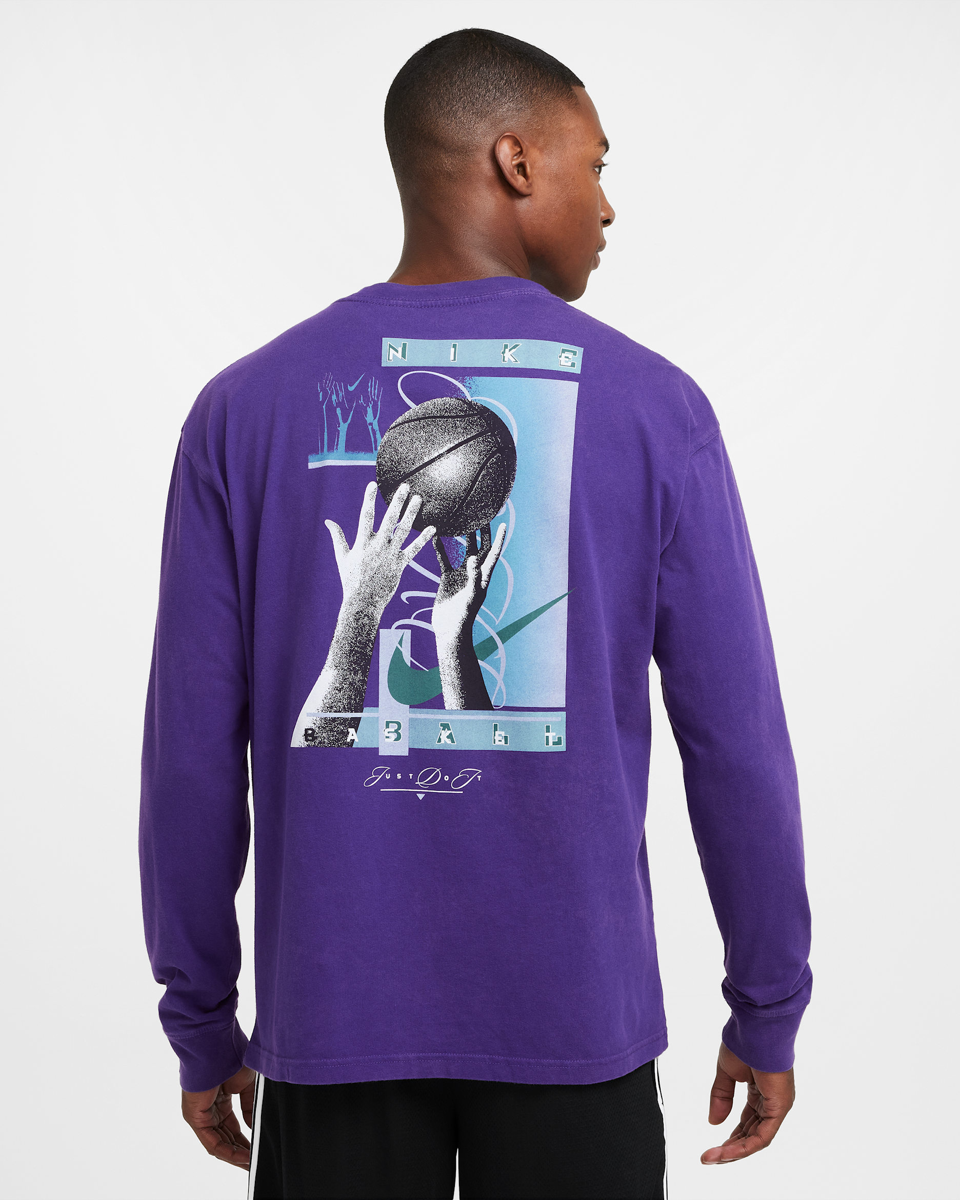 Nike Men's Max90 Long-Sleeve Basketball T-Shirt