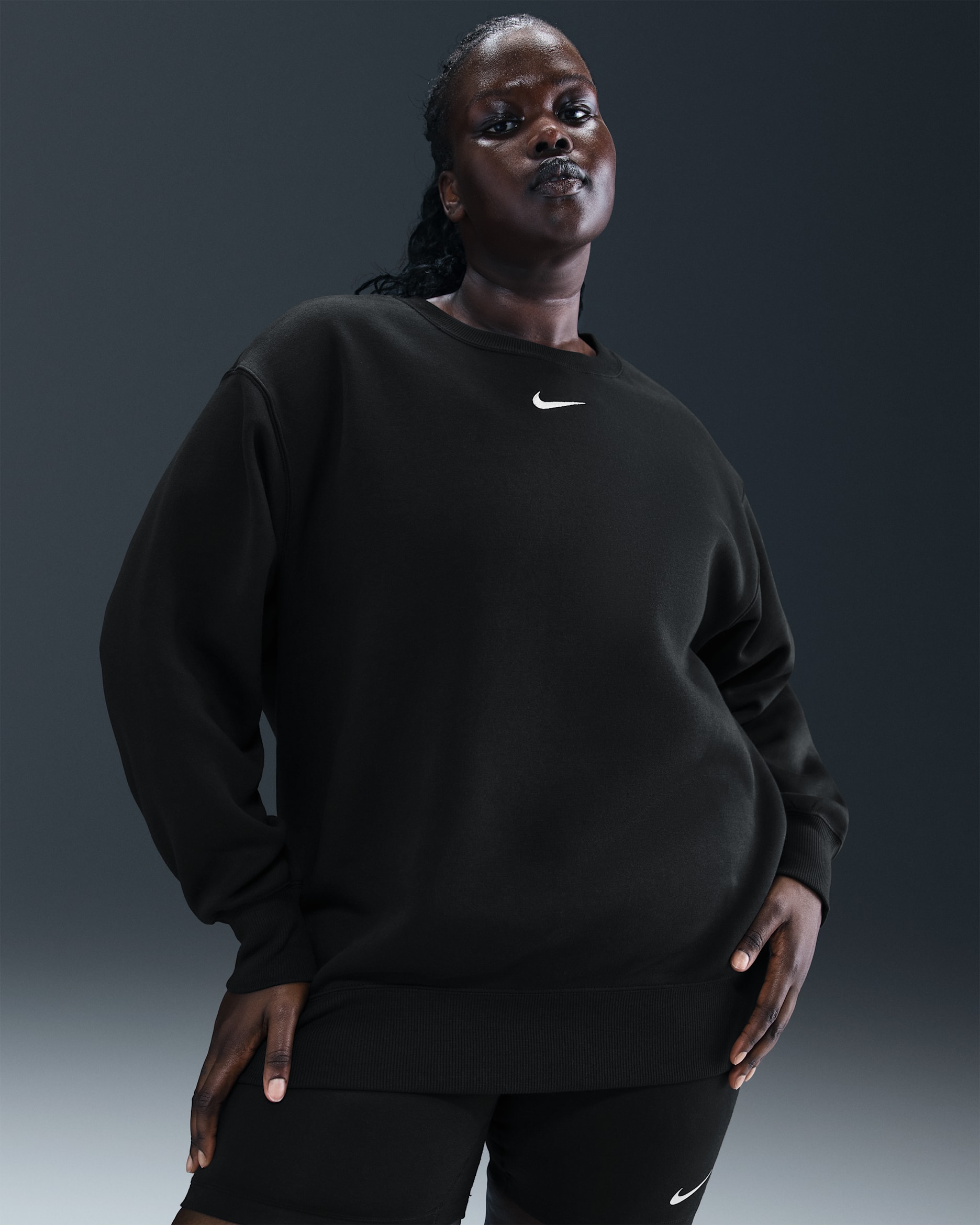 Nike Sportswear Phoenix Fleece Women's Oversized Crew-Neck Sweatshirt (Plus Size) - Black/Sail