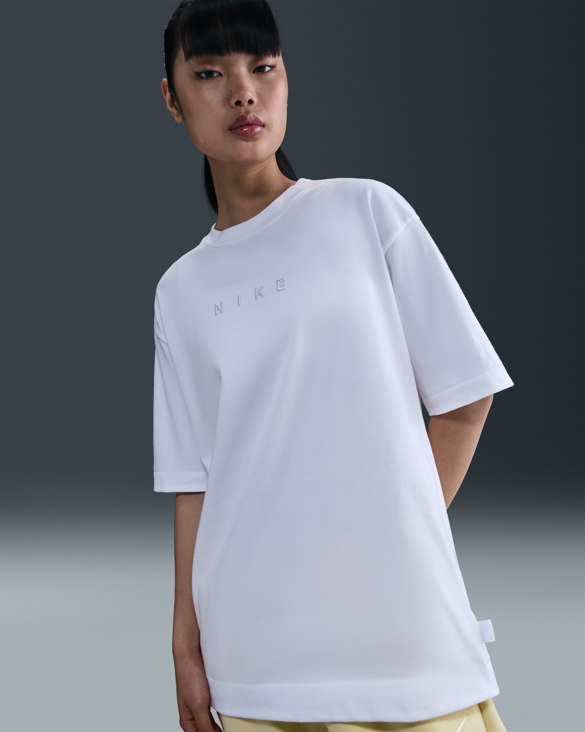 Nike Sportswear Women's Oversized Short-Sleeve T-Shirt - White