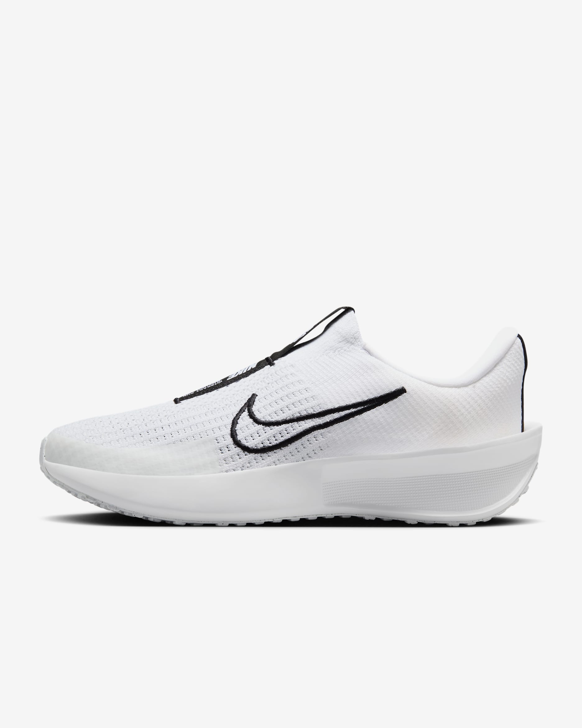 Nike Interact Run EasyOn 男款路跑鞋 - 白色/白色/黑色