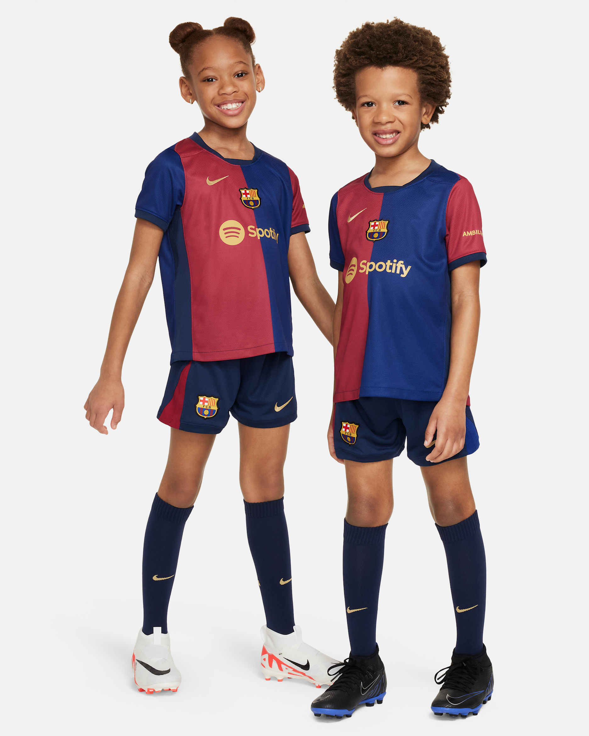 F.C. Barcelona 2024/25 Stadium Home Younger Kids' Nike Football Replica 3-Piece Kit - Deep Royal Blue/Noble Red/Midnight Navy/Club Gold