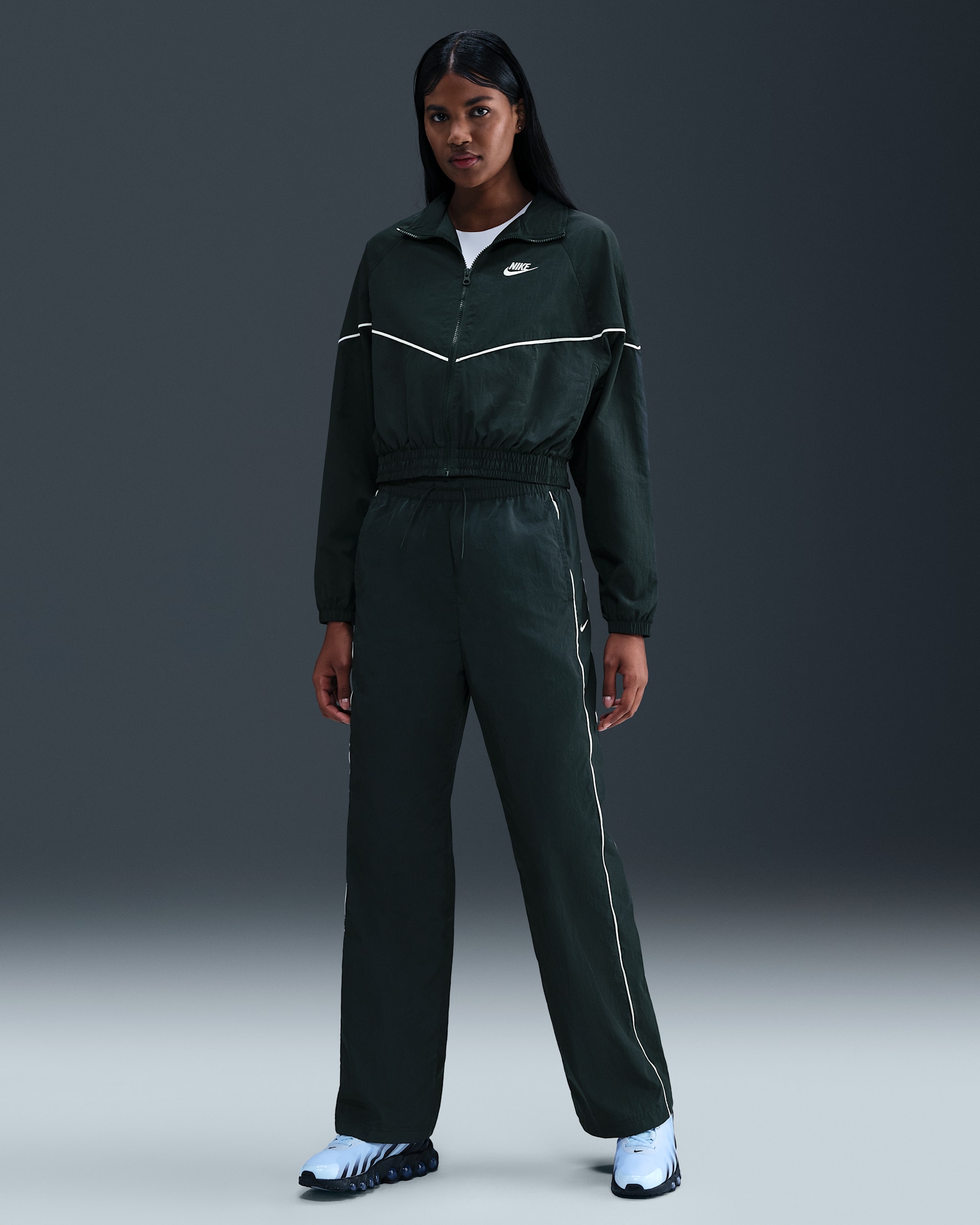 Nike Windrunner Women's High-Waisted Woven Open-Hem Trousers - Seaweed/Sail/Sail