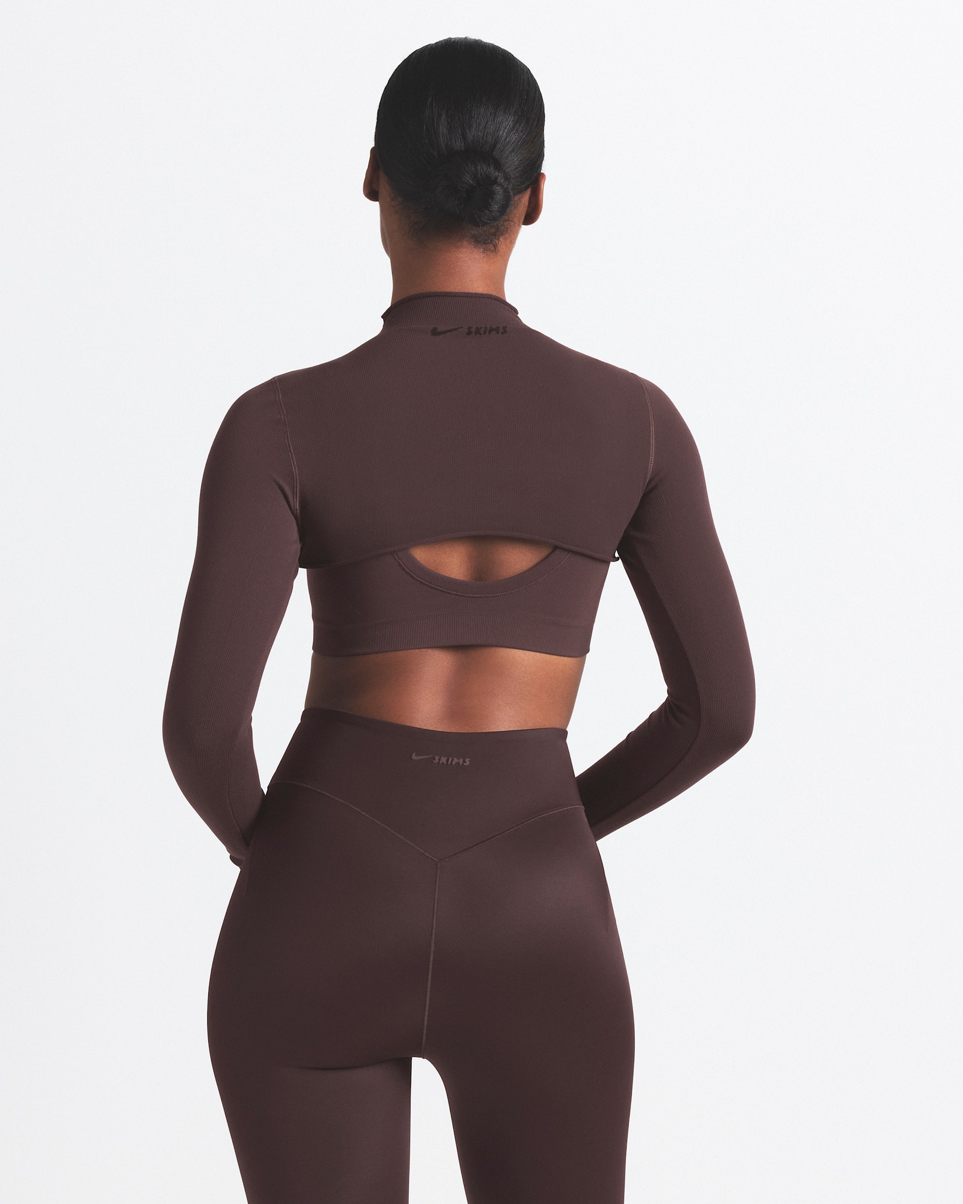 NikeSKIMS Vintage Seamless Women's Long-Sleeve Shrug