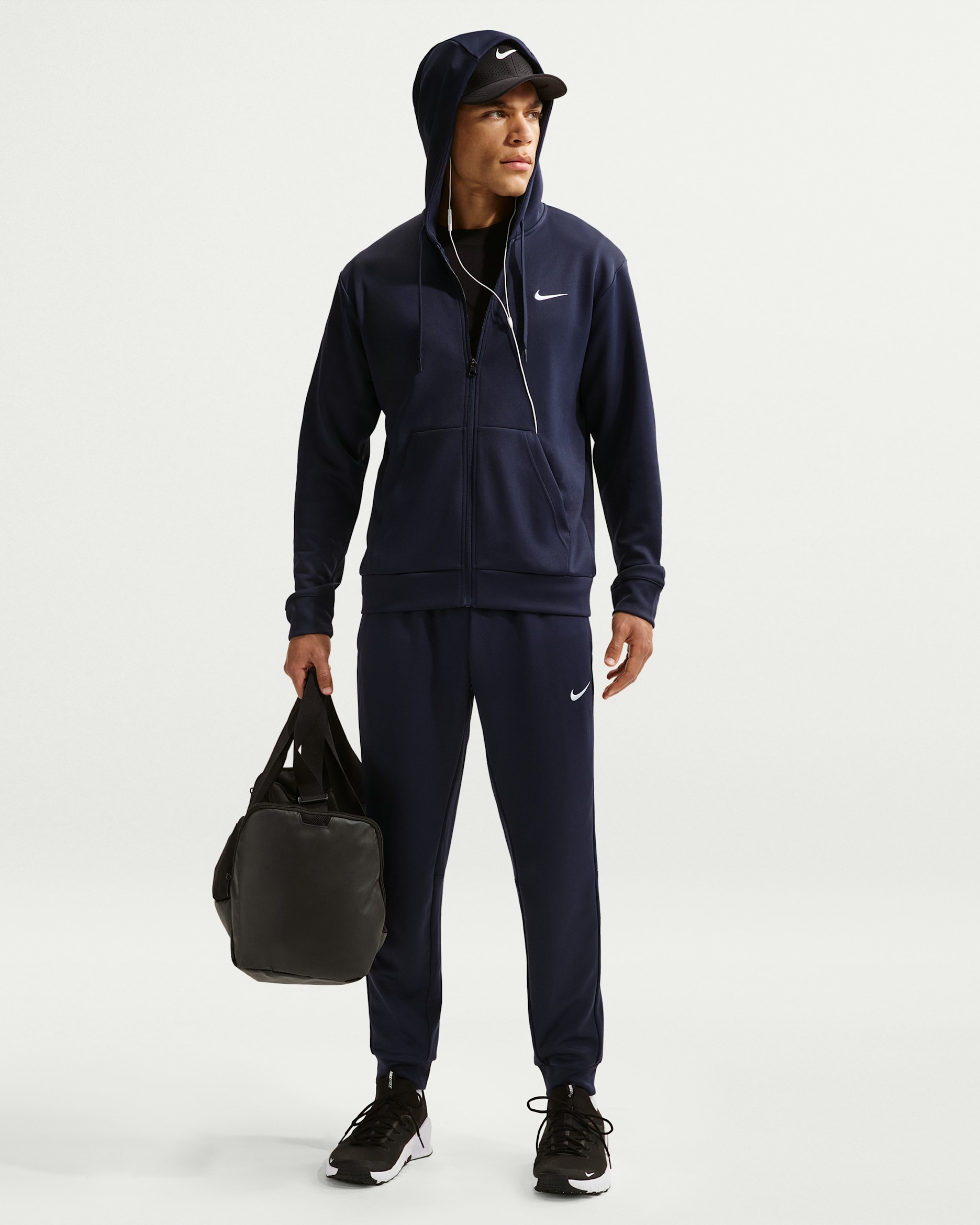 Nike Hyverse Men's Dri-FIT UV Training Joggers - Obsidian/Obsidian/White