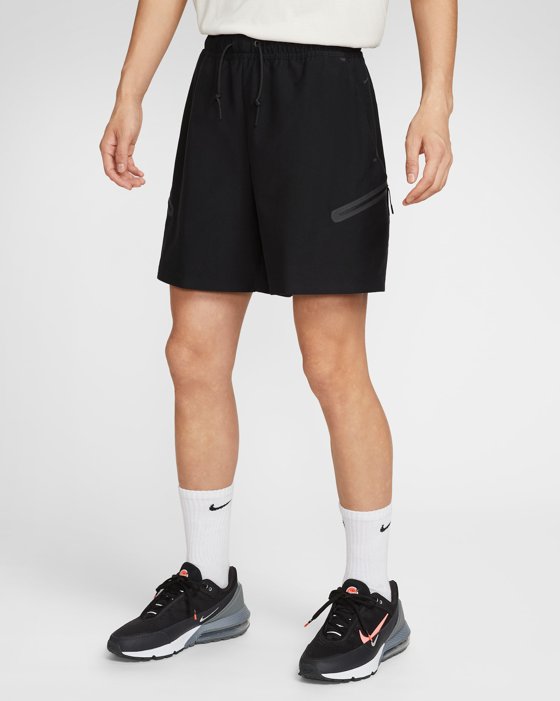 Nike Tech Men's Dri-FIT Shori Loose-Fit Shorts - Black/Black