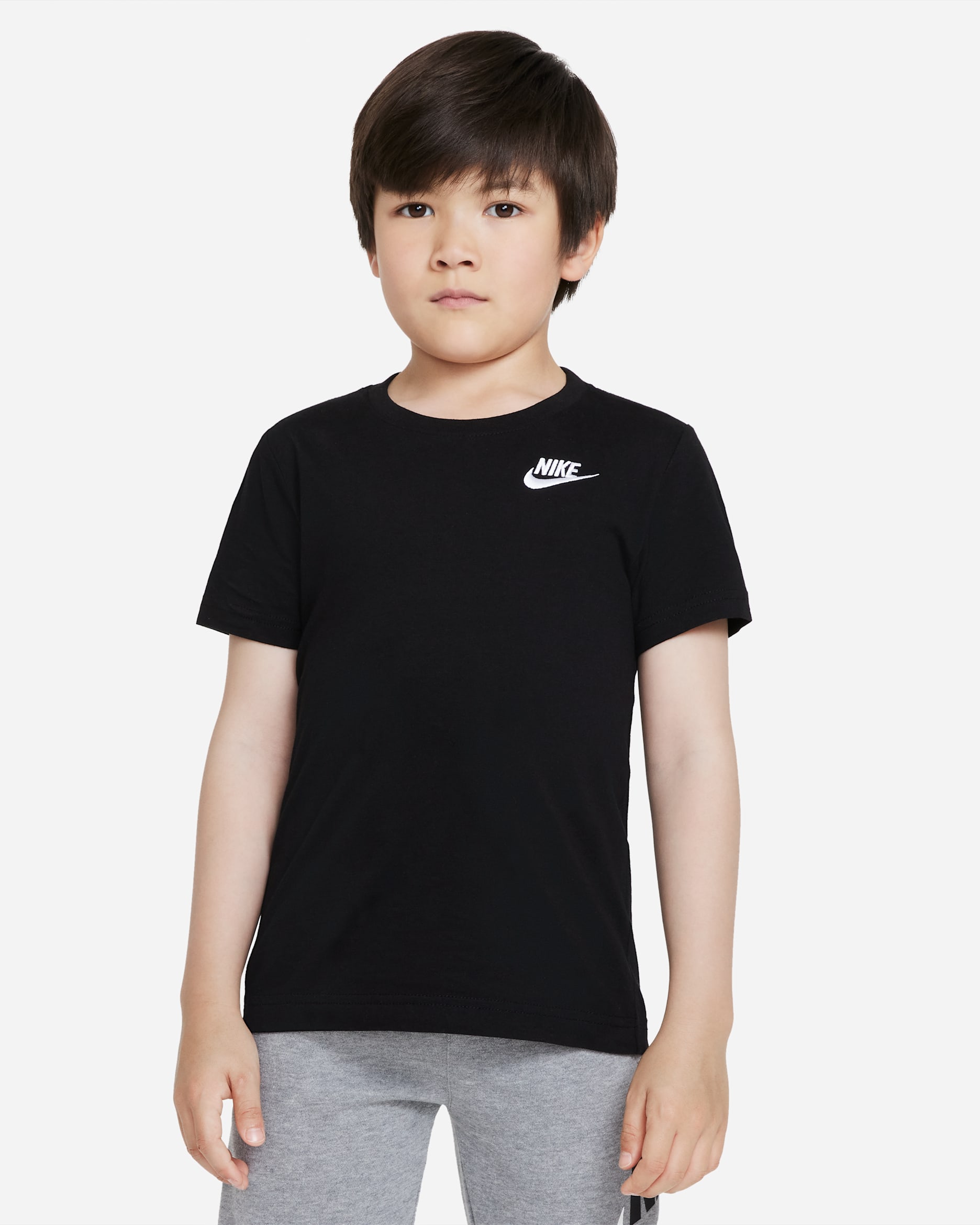 Playera para niños talla pequeña Nike Sportswear - Negro