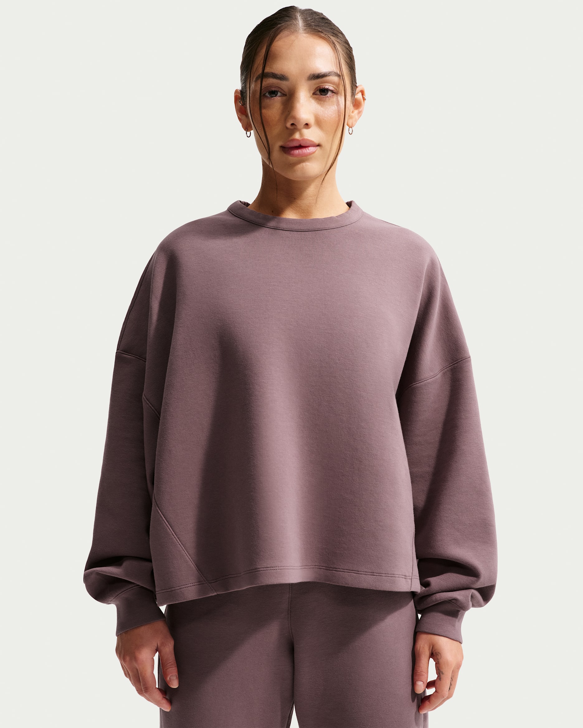 Nike 24.7 ImpossiblySoft Women's Dri-FIT Oversized Crew-Neck Top - Tattoo/Burgundy Crush