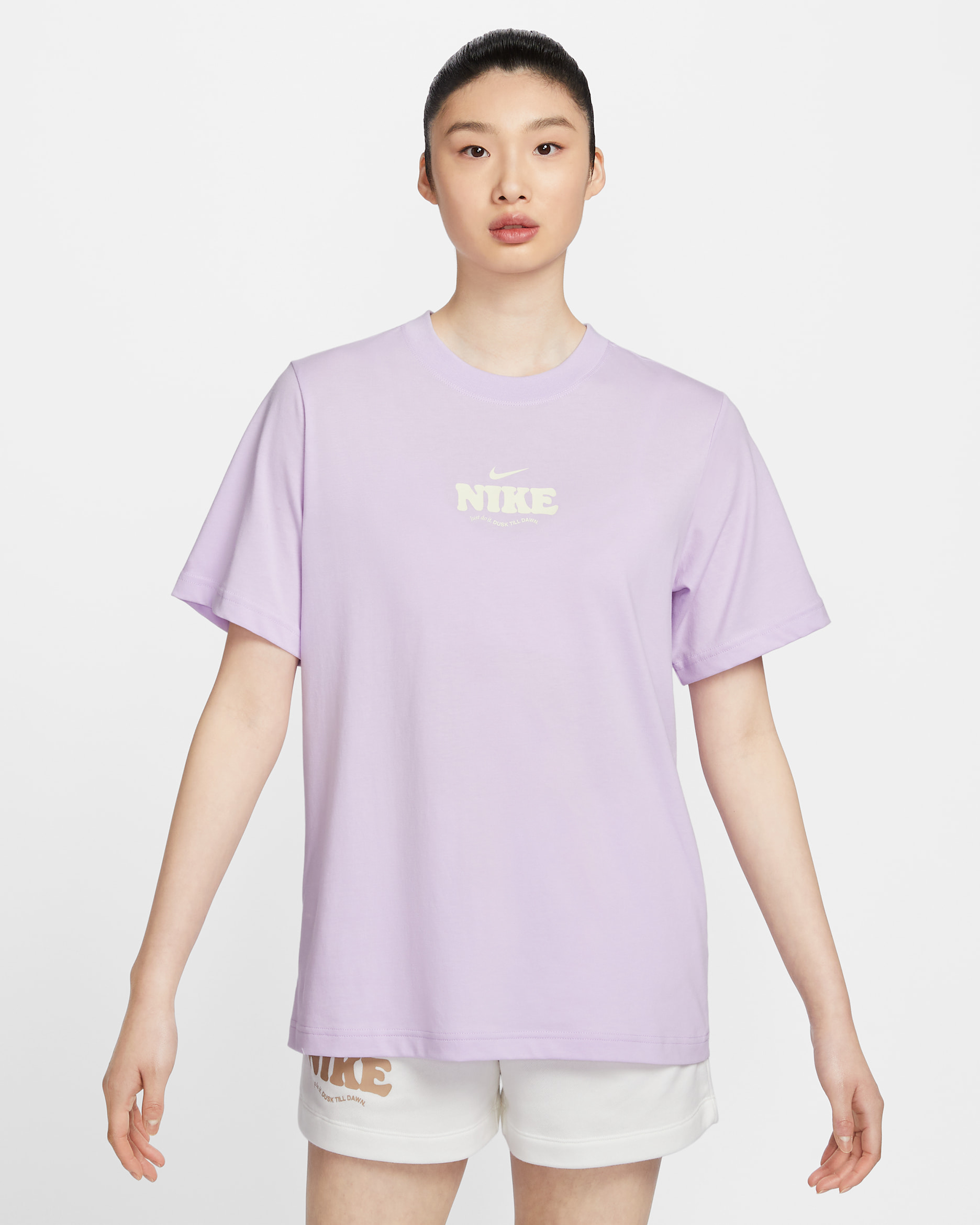 women's nike essential