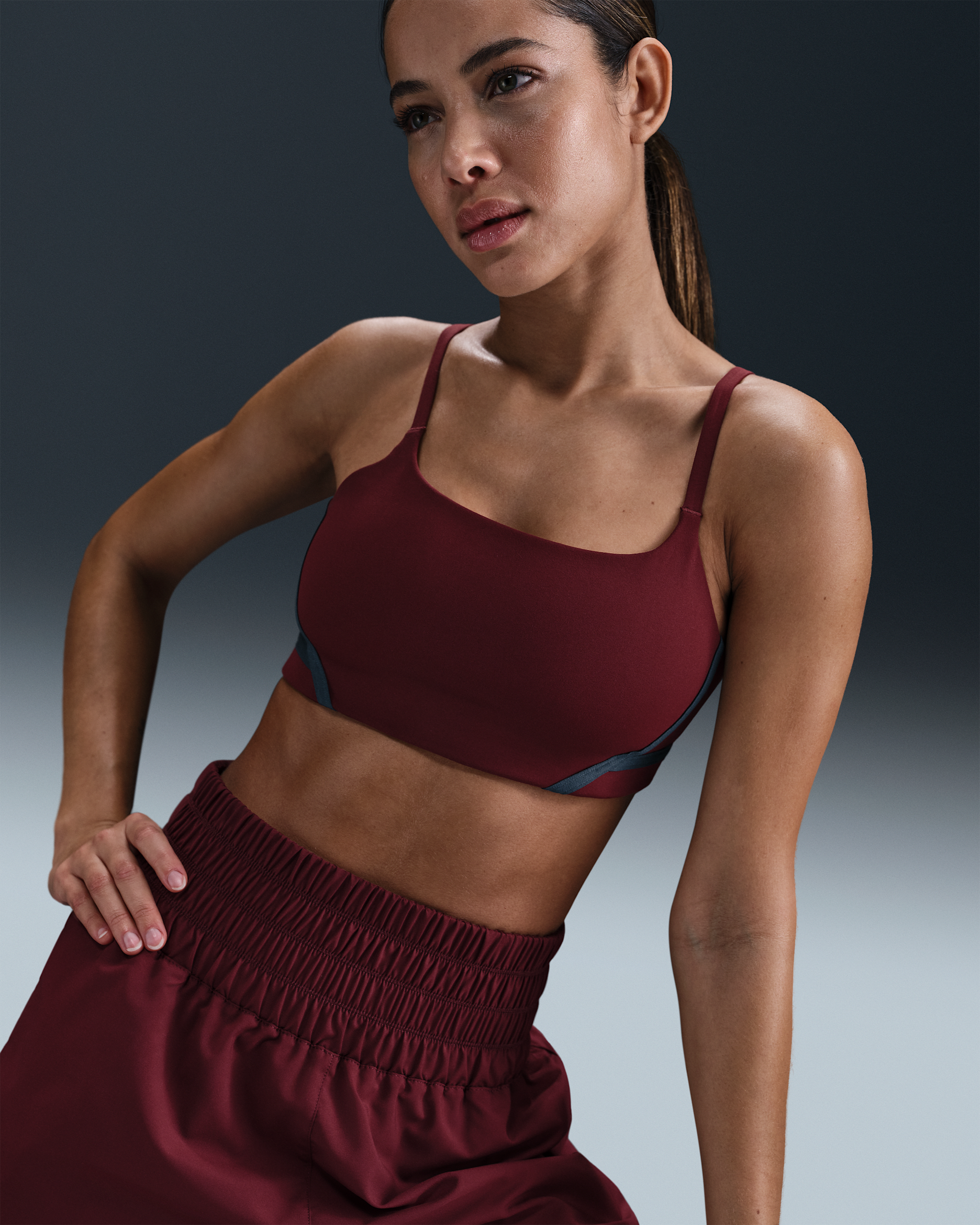 Nike One Convertible Women's Light-Support Lightly Lined Sports Bra - Dark Team Red/Dark Team Red/Armory Navy/Black