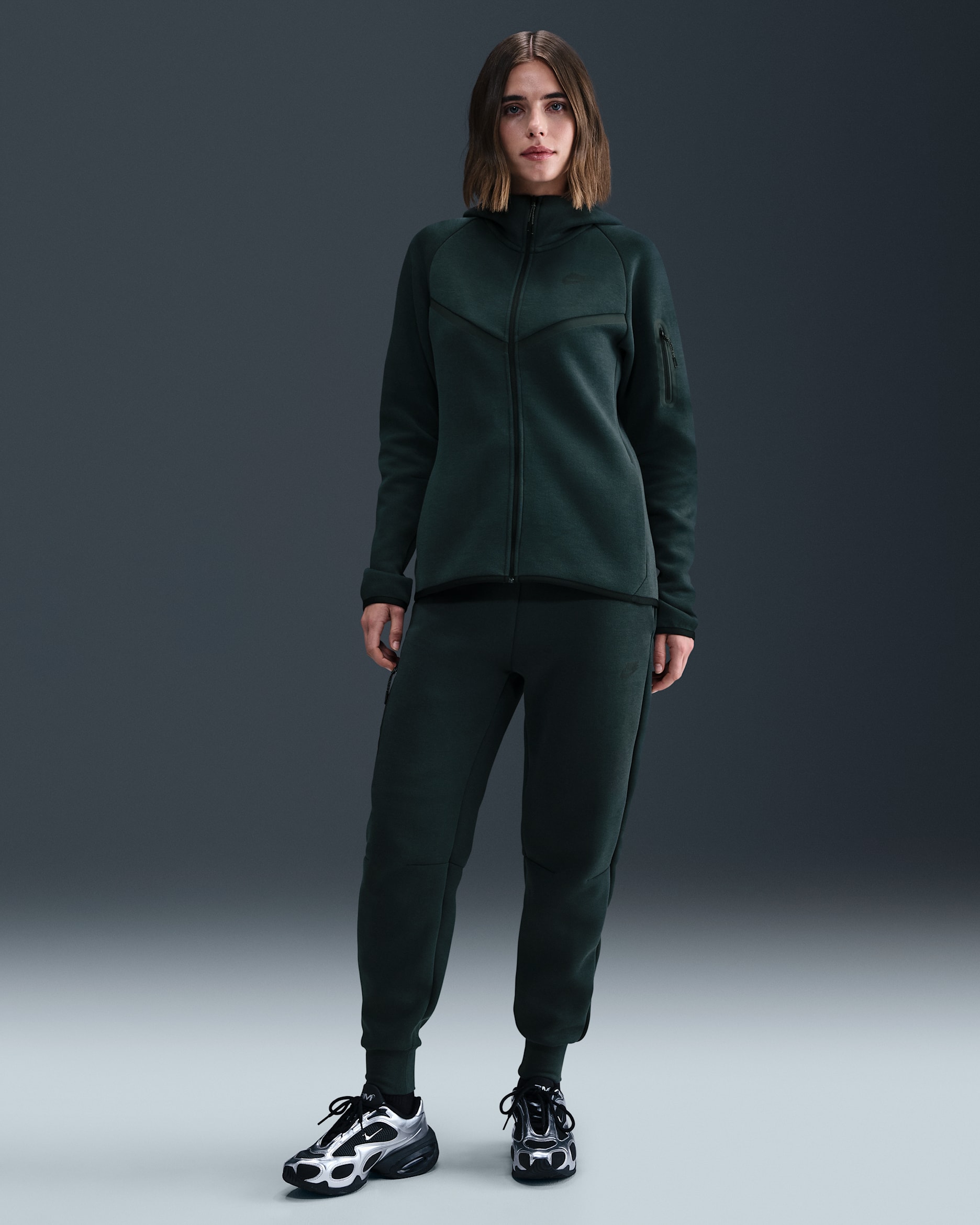 Nike Sportswear Tech Fleece Women's Mid-Rise Joggers - Seaweed/Black
