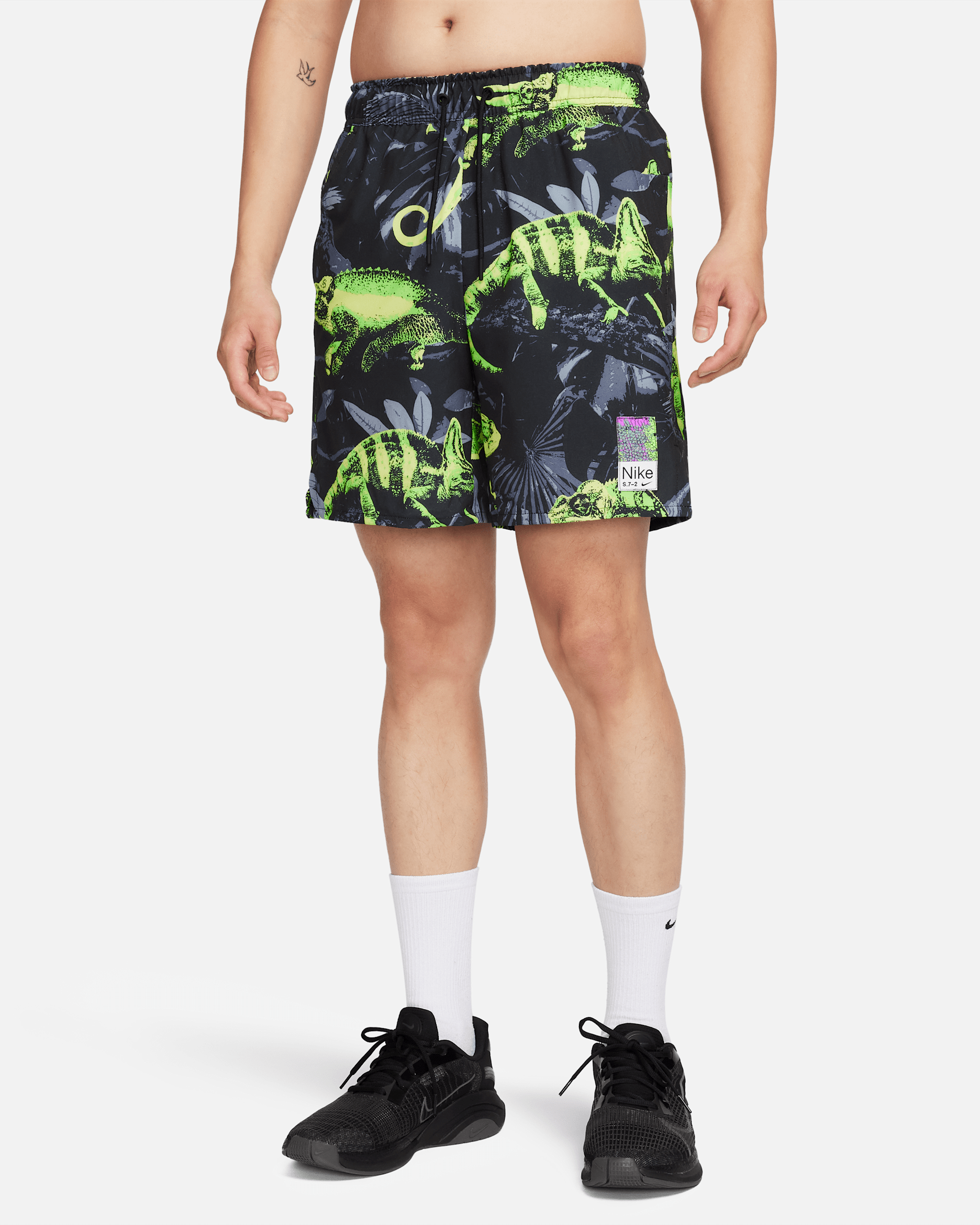 Nike Dri-FIT Unlimited Studio '72 Men's 18cm (approx.) Unlined Woven Fitness Shorts - Lime Blast/Luminous Green