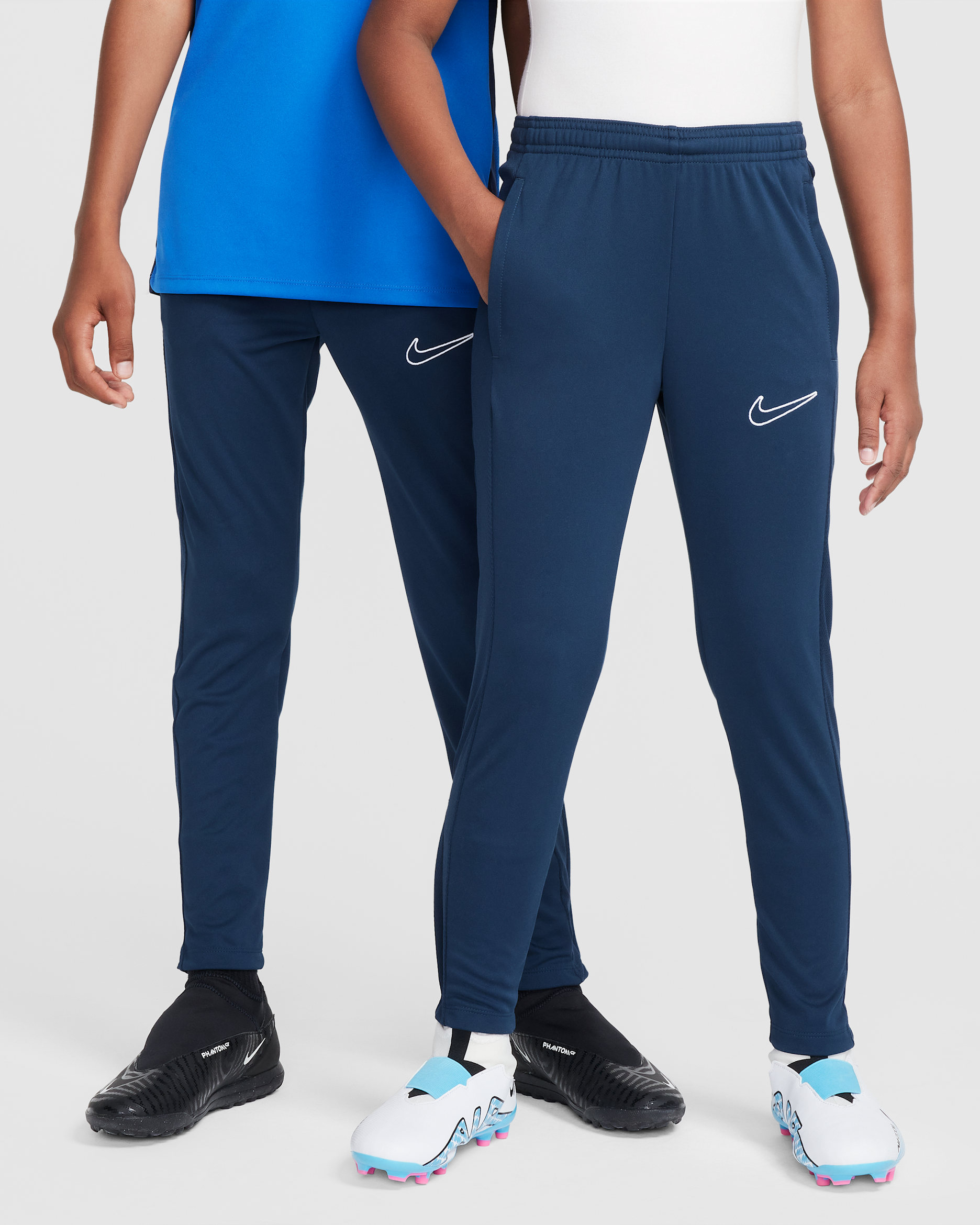 Pants de fútbol Dri-FIT para niños talla grande Nike Academy - Azul marino militar/Azul marino militar/Azul marino militar/Blanco