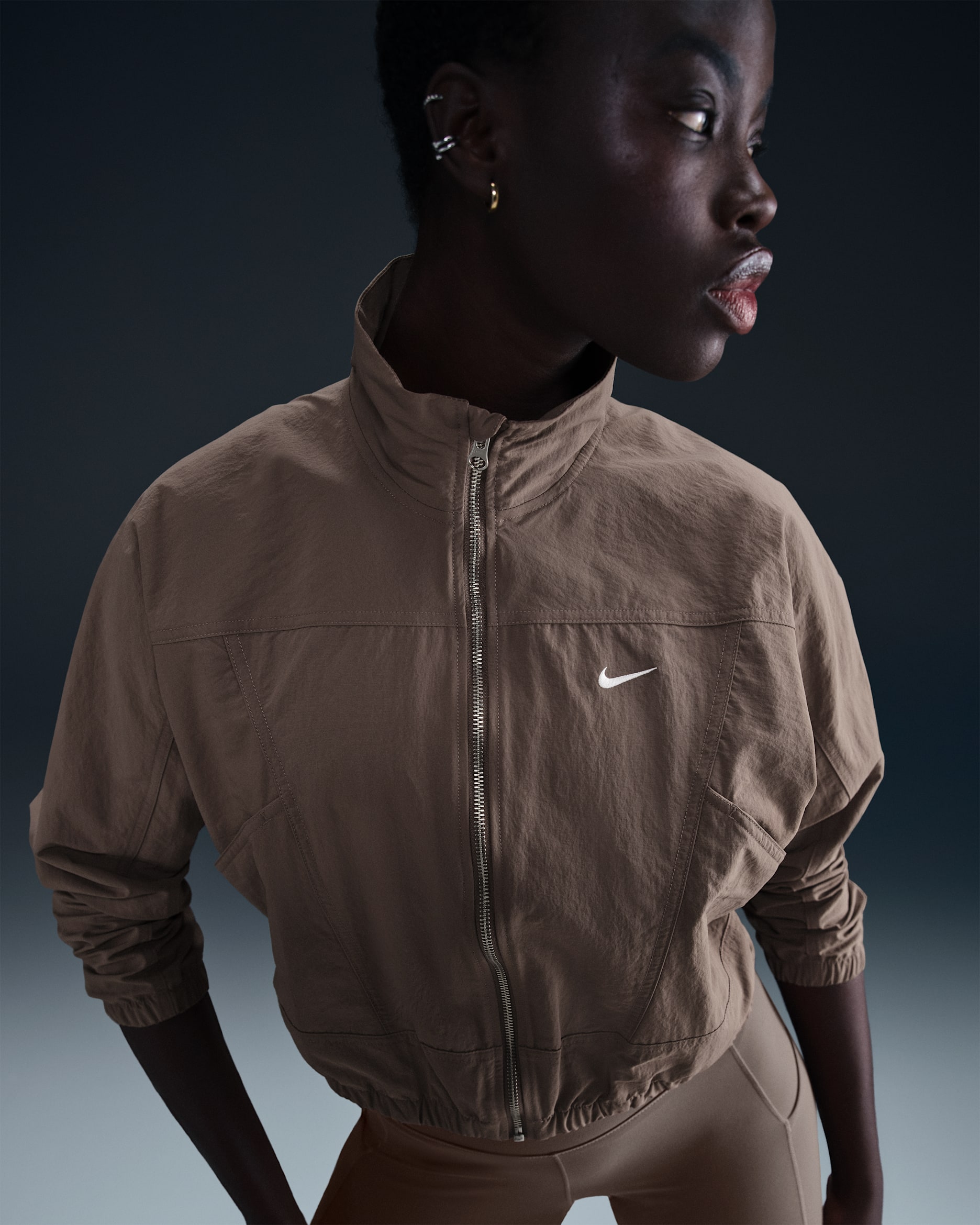 Nike Sportswear Everything Wovens Women's Oversized Repel UV Protection Jacket - Mink Brown/White