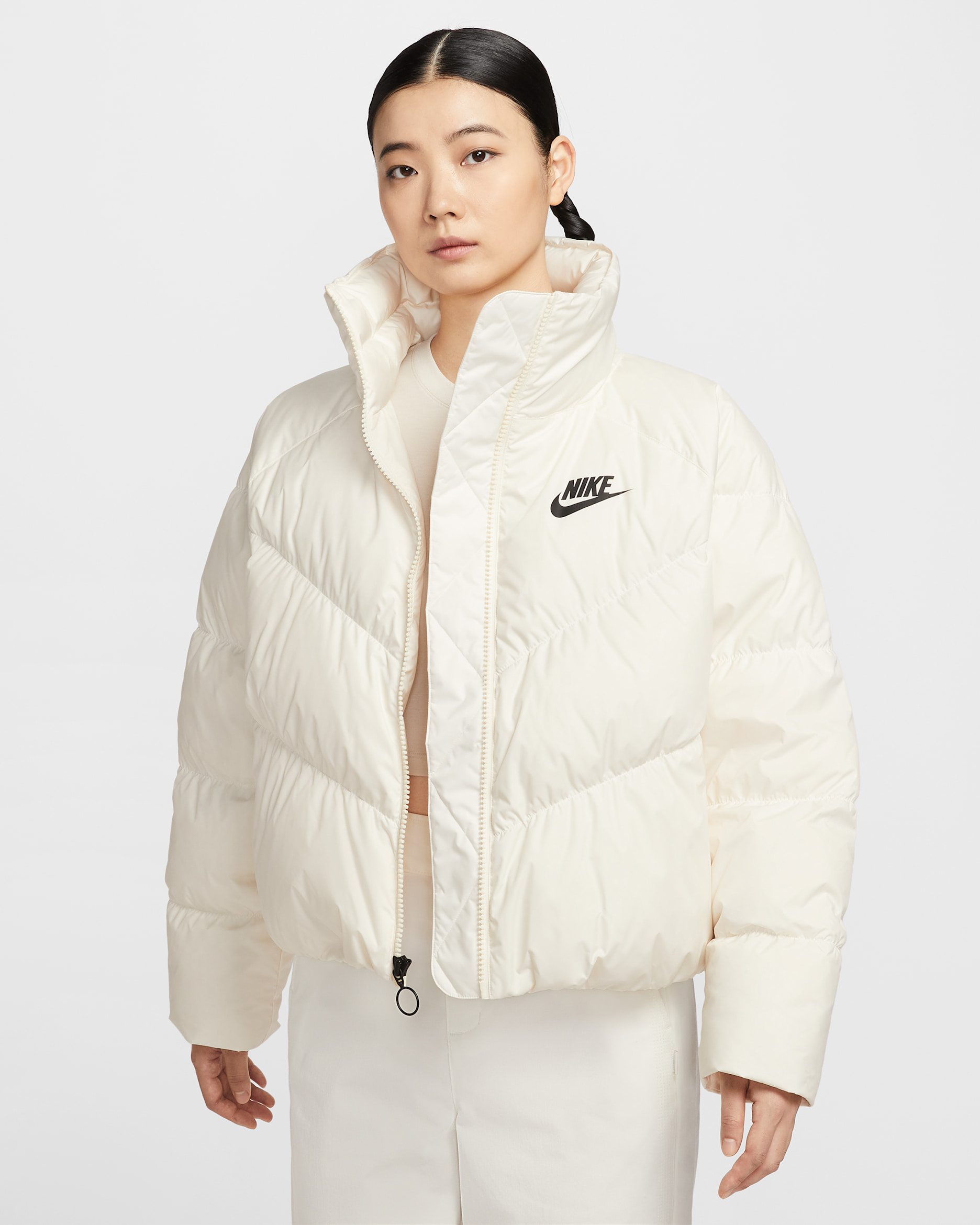 ナイキ スポーツウェア ウィメンズ ルーズ ダウン ジャケット - ペールアイボリー/ブラック