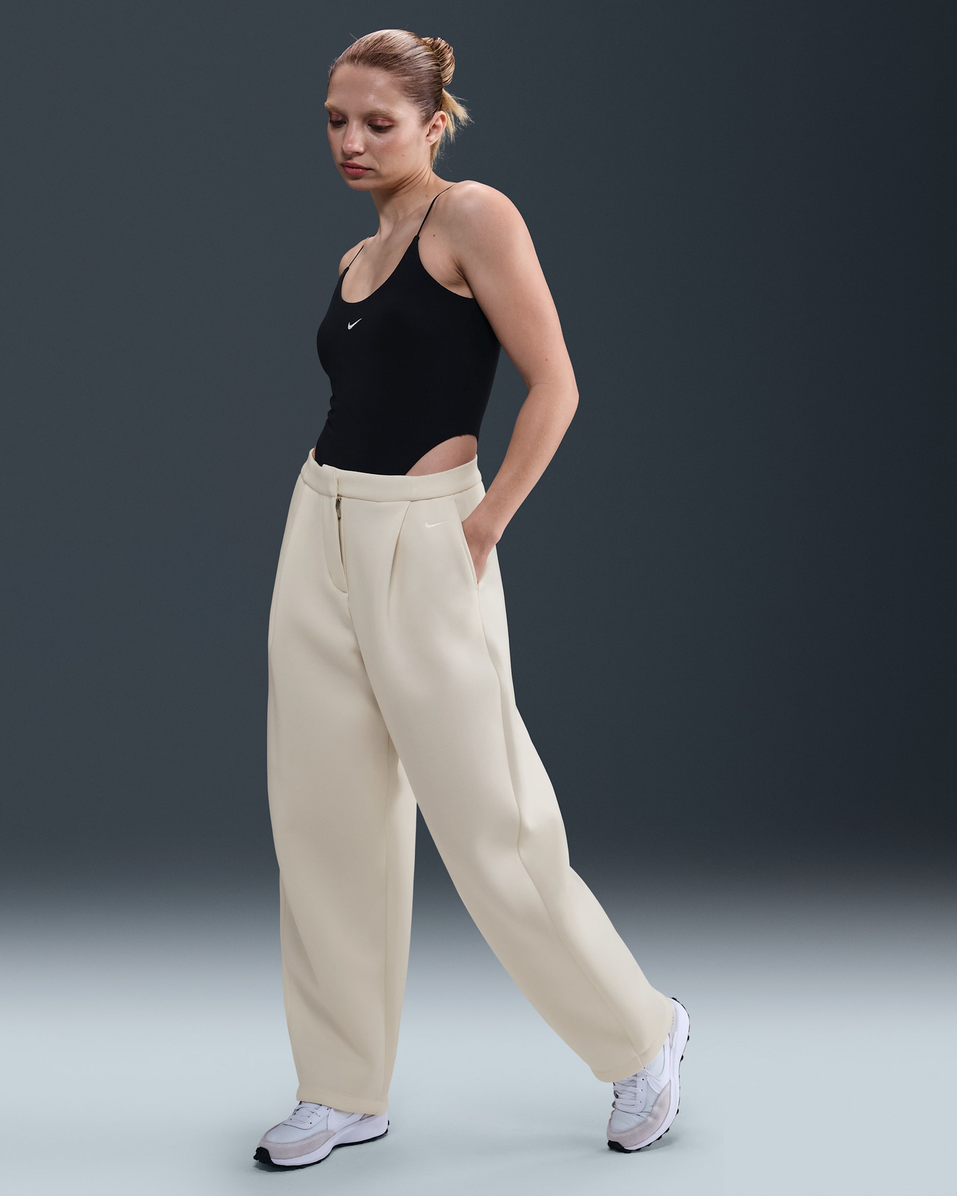 Nike Sportswear Modern Fleece Women's Mid-Rise Loose Pants - Pale Ivory/Sail