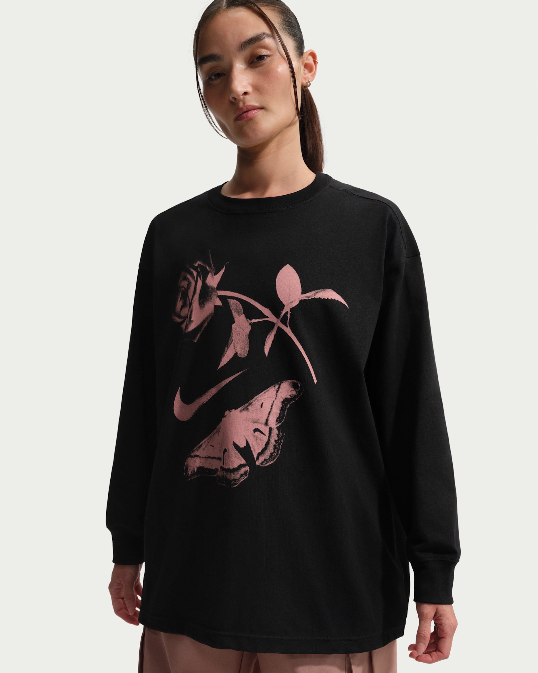 Nike Sportswear Women's Oversized Long-Sleeved T-Shirt - Black