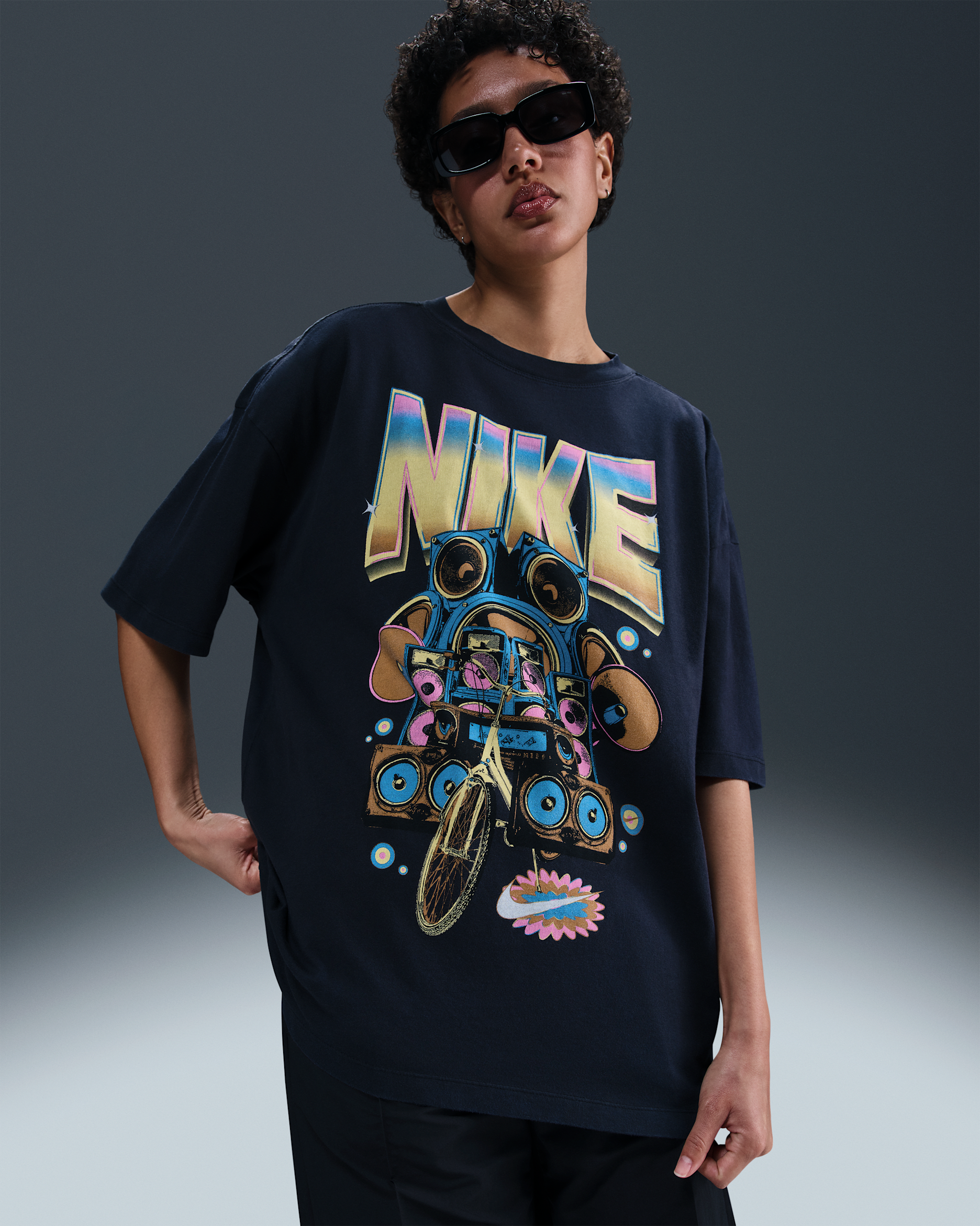Nike Sportswear Women's Oversized Short-Sleeve T-Shirt - Black