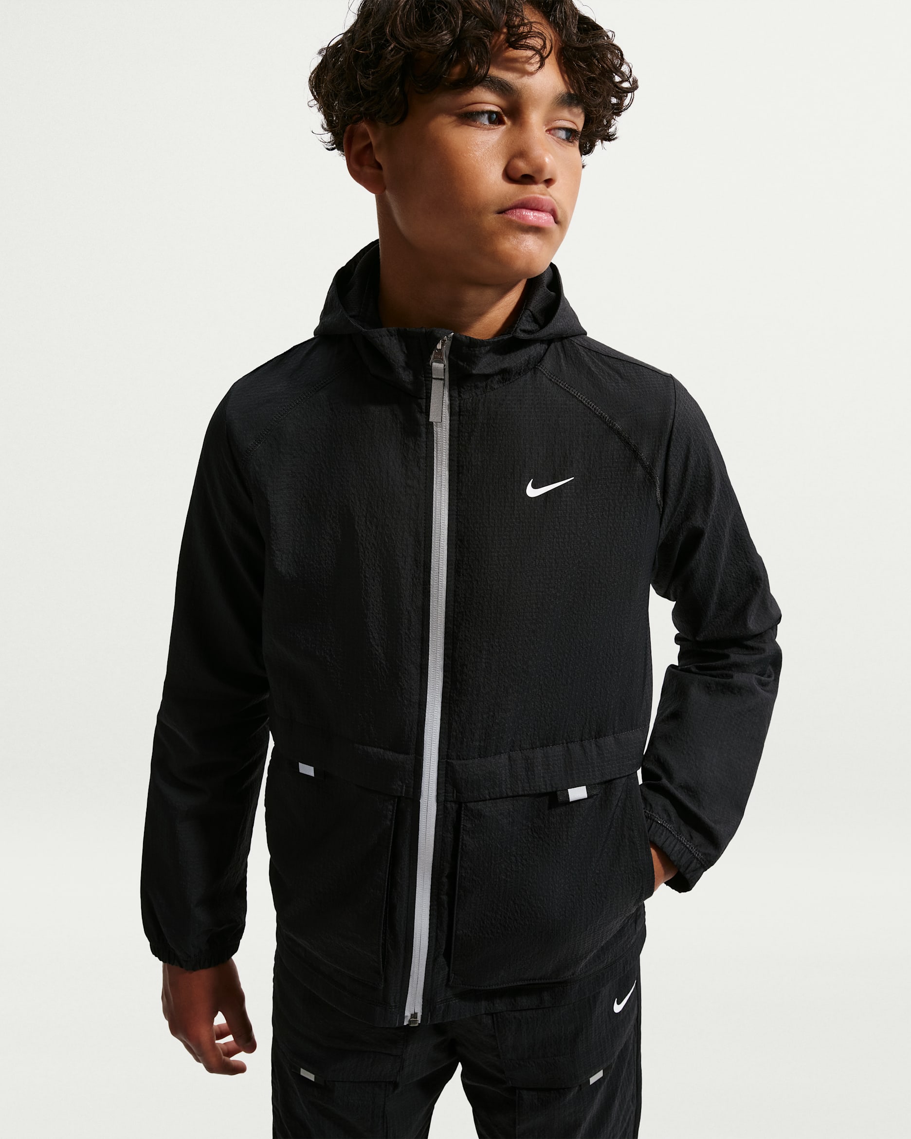 Nike Sportswear City Utility Older Kids' Full-Zip Woven Jacket - Black/Black/White