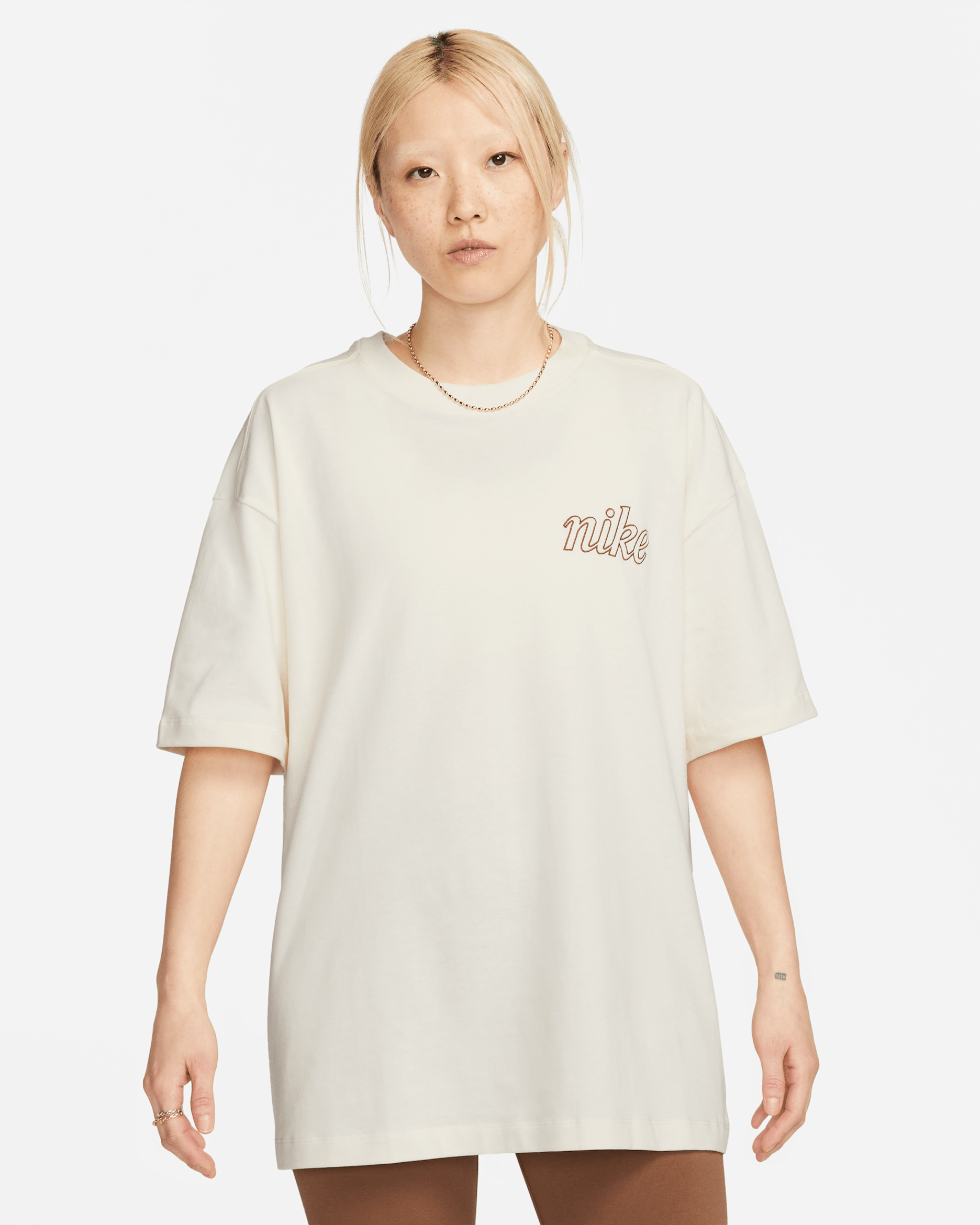 เสื้อยืดผู้หญิง Nike Sportswear - Pale Ivory