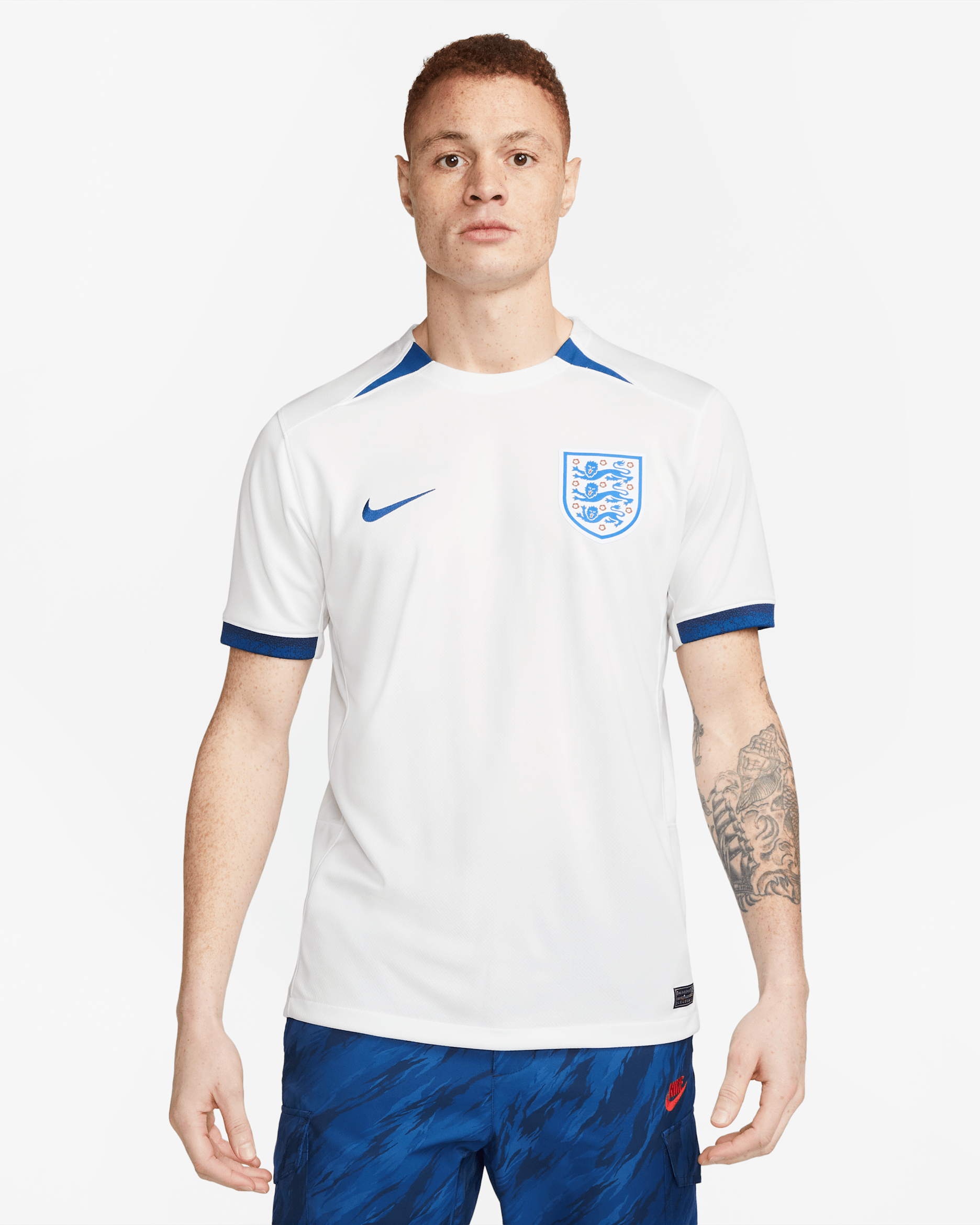 England 2023 Stadium 主場男款 Nike Dri-FIT 足球球衣 - Summit White/Gym Blue/Gym Blue