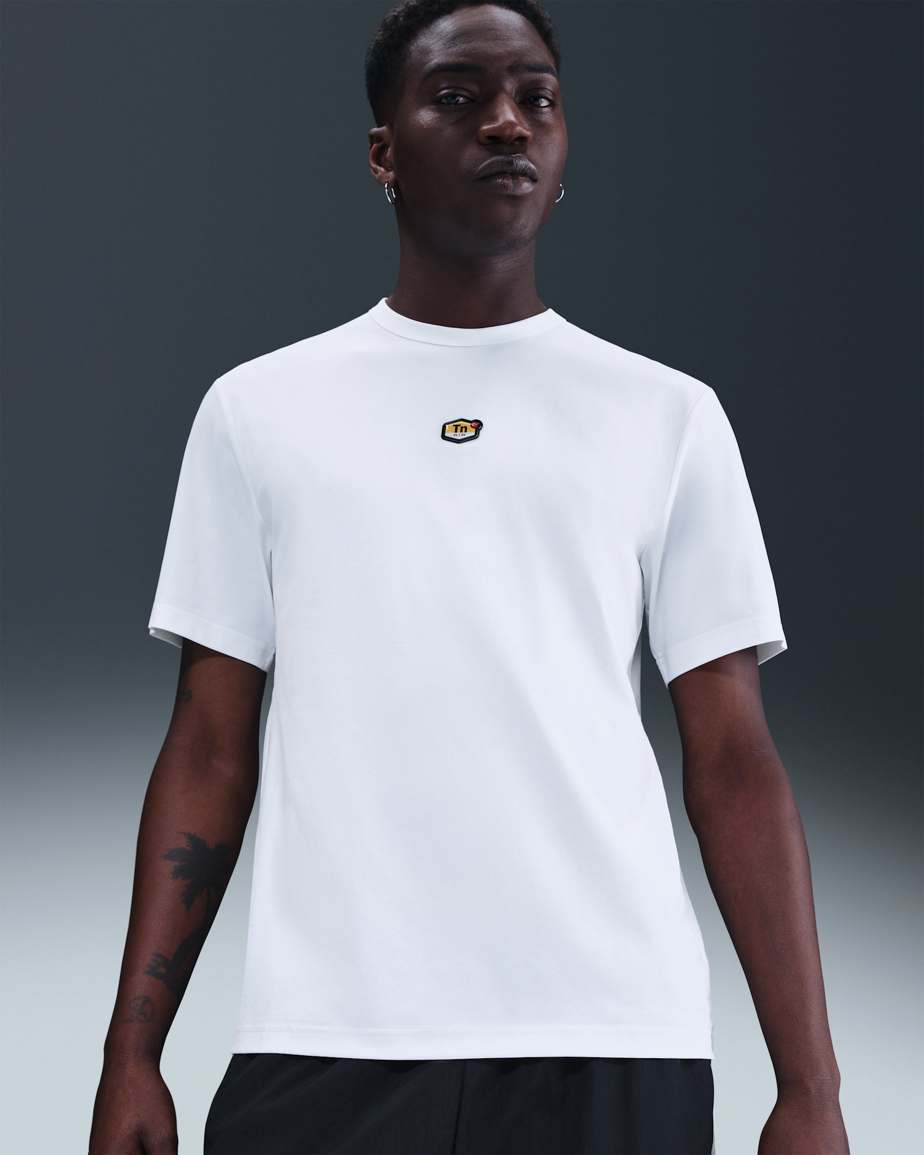 ナイキ スポーツウェア メンズ Tシャツ - ホワイト/ブルーチル