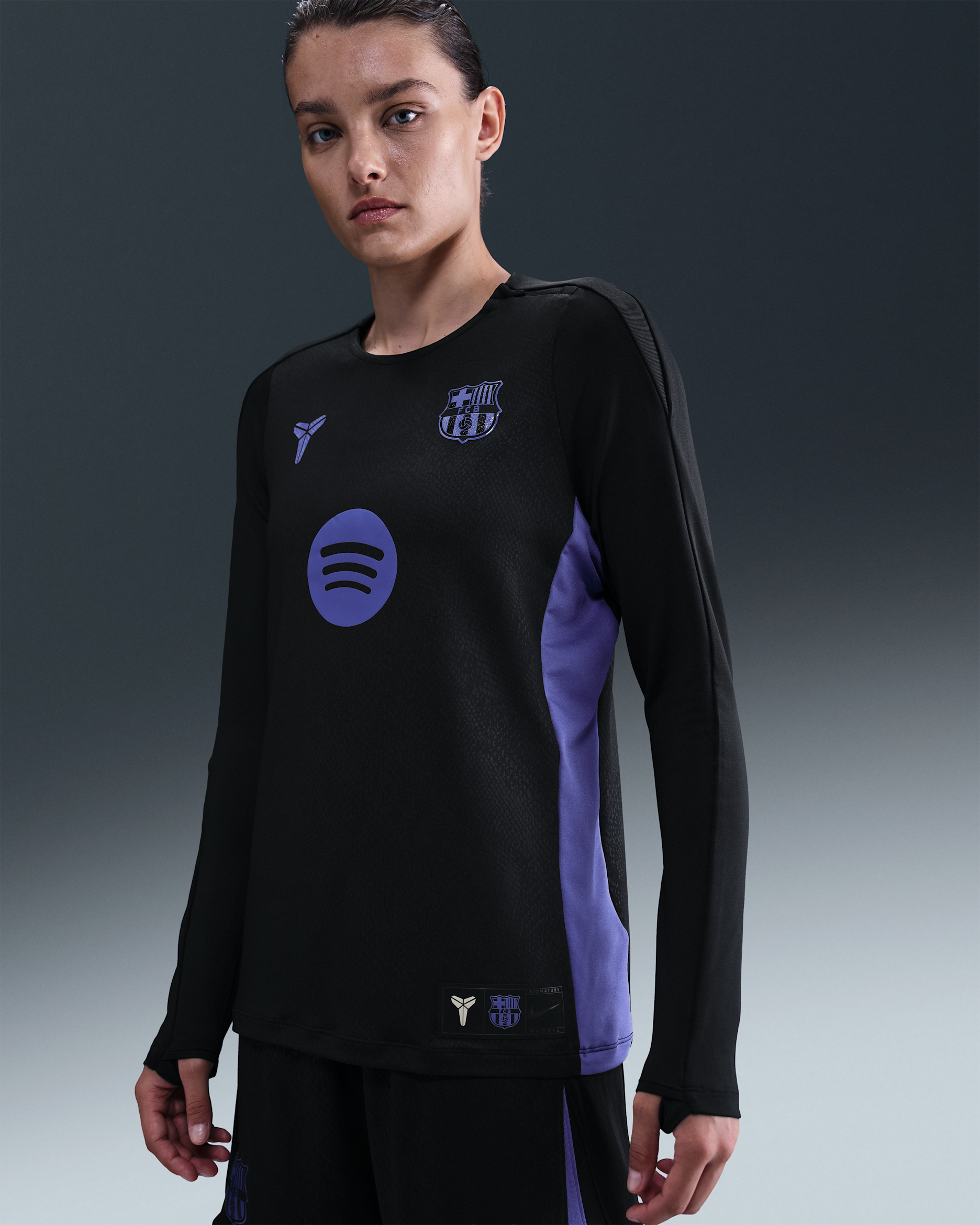 Fotbollströja för uppvärmning FC Barcelona Strike (bortaställ) Kobe Dri-FIT med rund hals för kvinnor - Svart/Svart/Persian Violet/Persian Violet