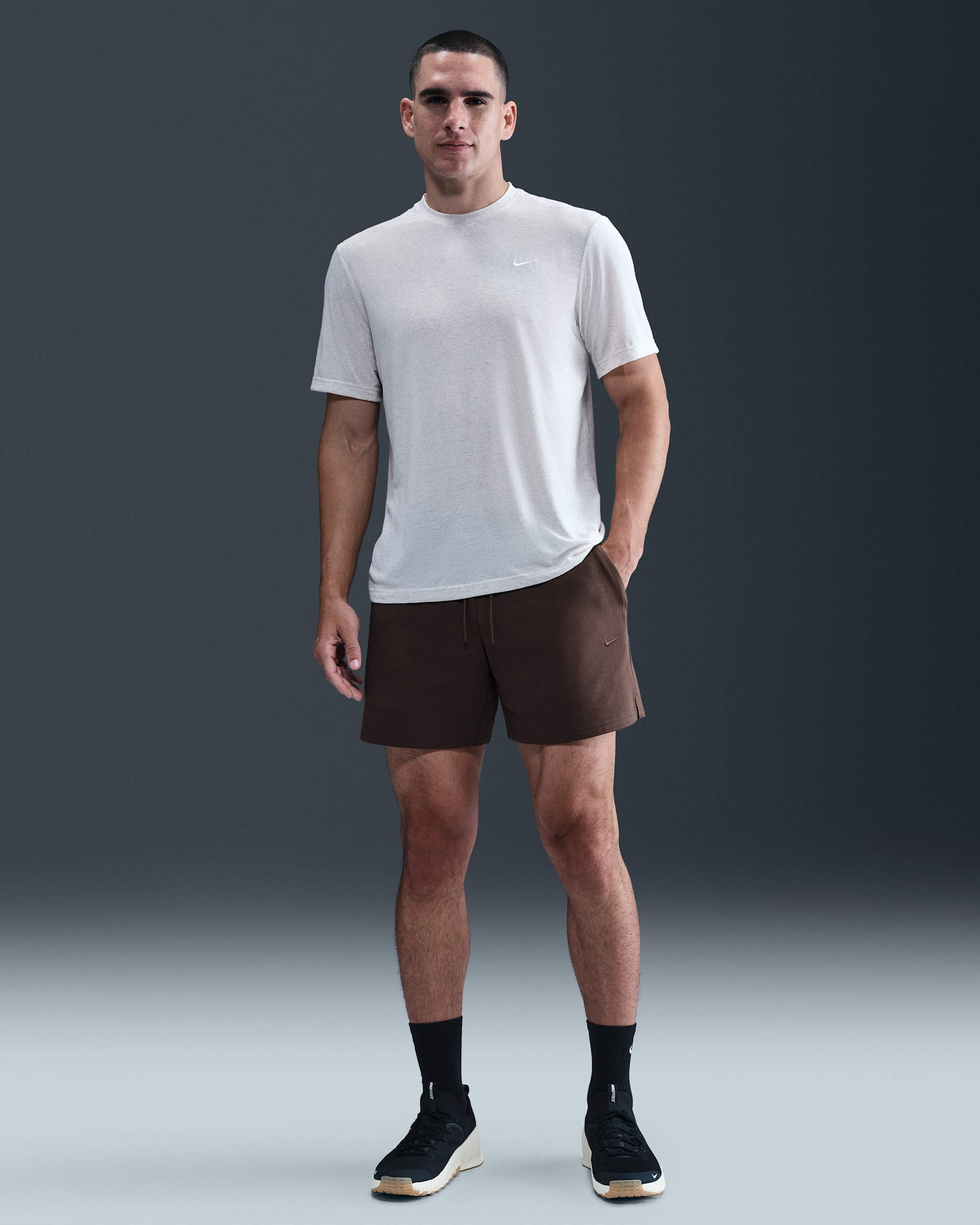 Nike Primary Fleece Men's 7" Dri-FIT Unlined Performance Shorts - Baroque Brown/Baroque Brown