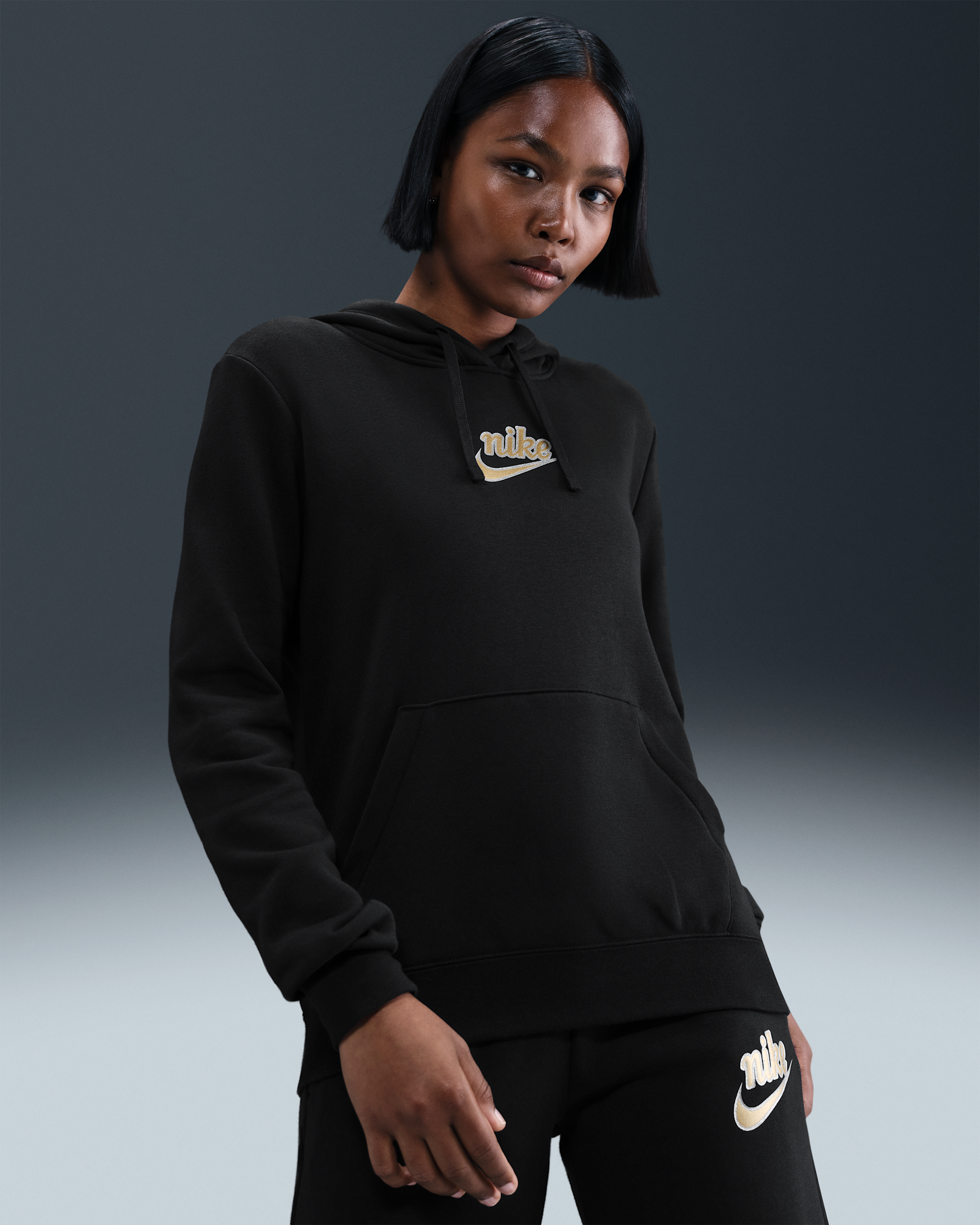 Nike Sportswear Club Women's Pullover Fleece Hoodie - Black/Metallic Gold