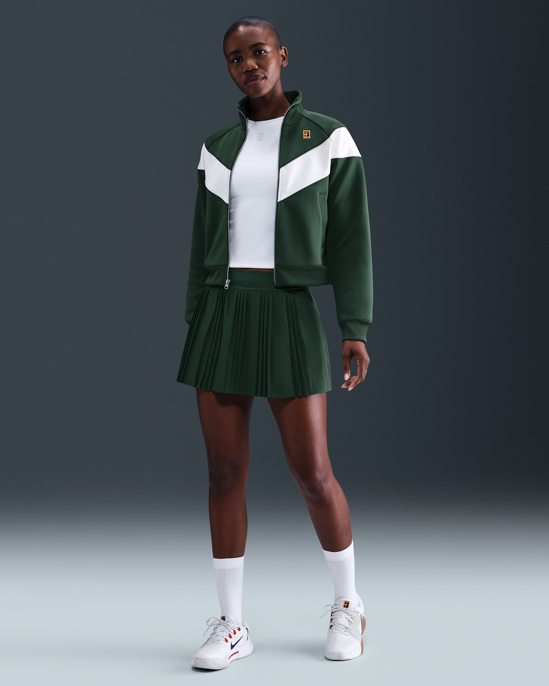 NikeCourt Advantage Faldilla de tennis prisada Dri-FIT - Dona - Fir/Fir