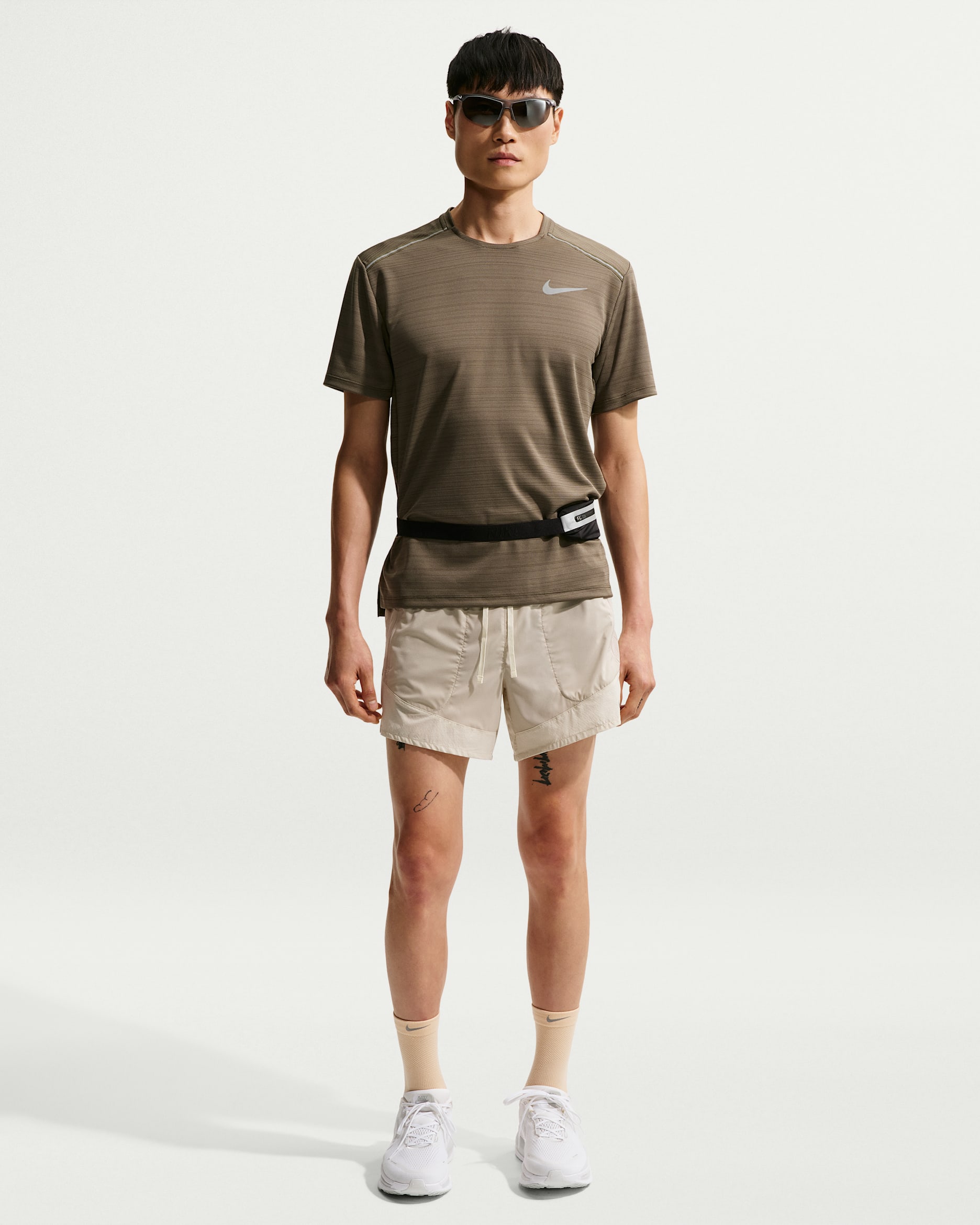 Nike Stride Men's Dri-FIT 13cm (approx.) Brief-Lined Running Shorts - Cream II/Birch/Natural