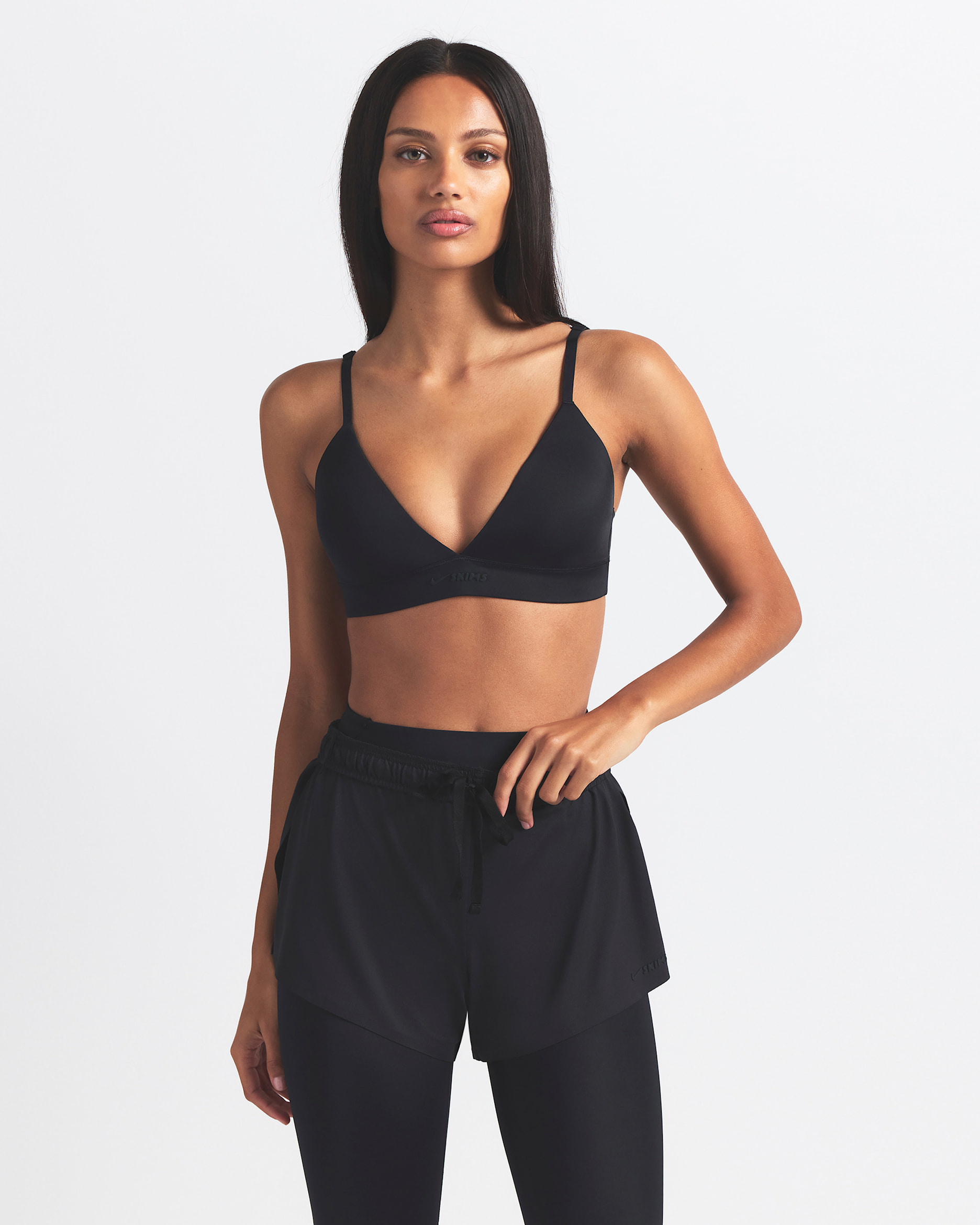 NikeSKIMS Shine Women's Triangle Bra - NSKM OBSIDIAN