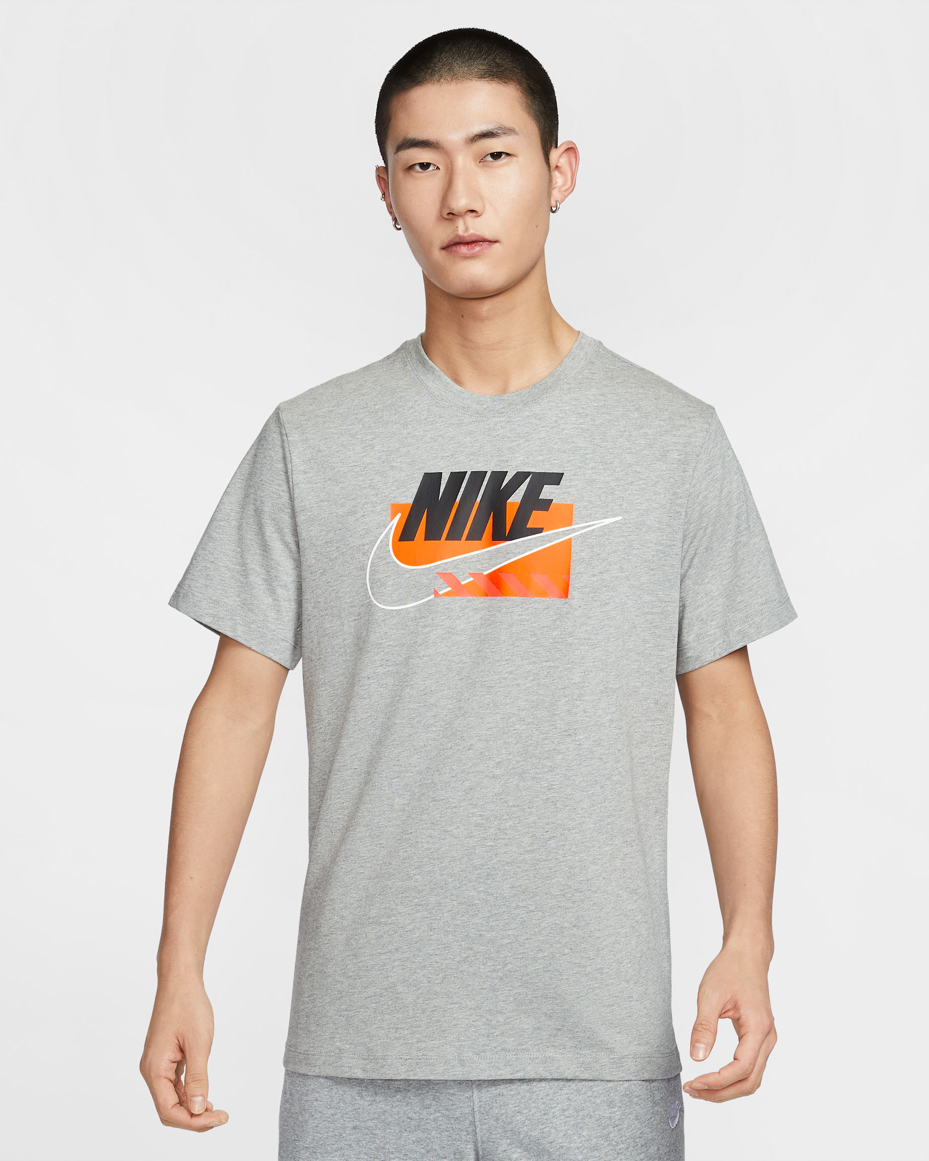 Nike Sportswear Men's T-Shirt - Dark Grey Heather